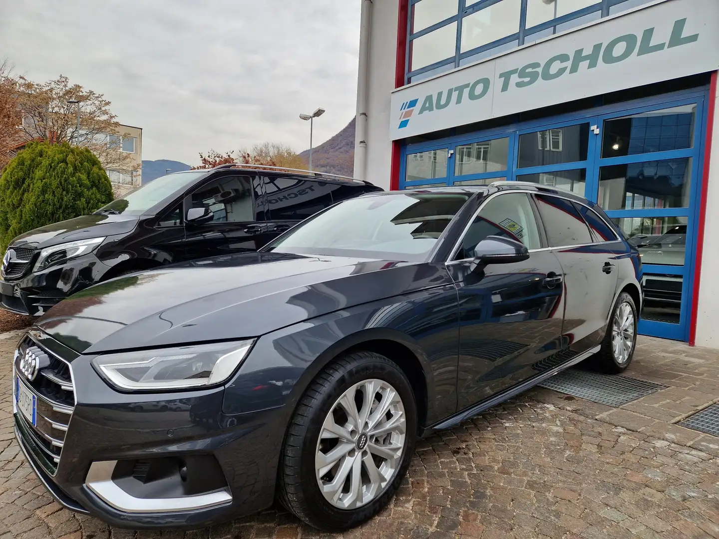 Audi A4 Av. 40 TDI 190Cv quattro advanced Str. LED VirCock Grau - 1