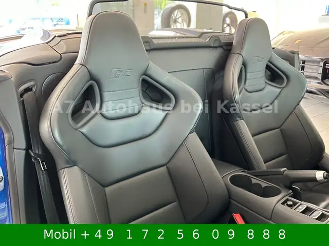 Audi R8 view 12