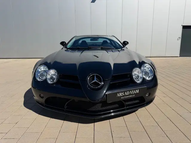 Mercedes-Benz SLR