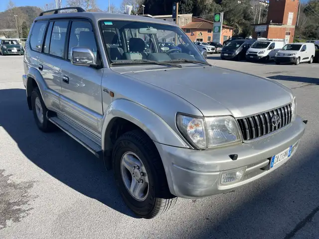 Toyota Land Cruiser 3.0 D-4D  AUTOCARRO