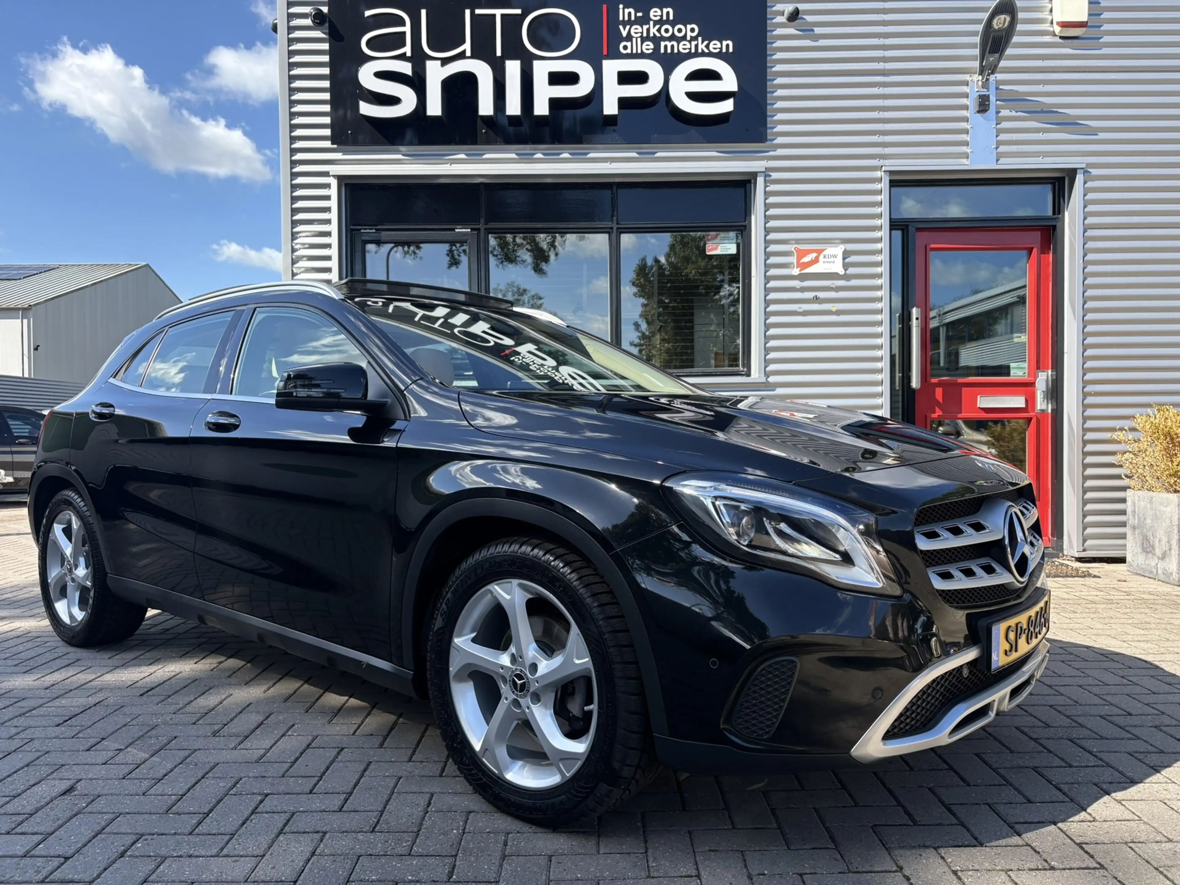 Mercedes-Benz GLA 180 Business Solution -OPEN DAK-STOELVERWARMING-SPORTS — photo 2