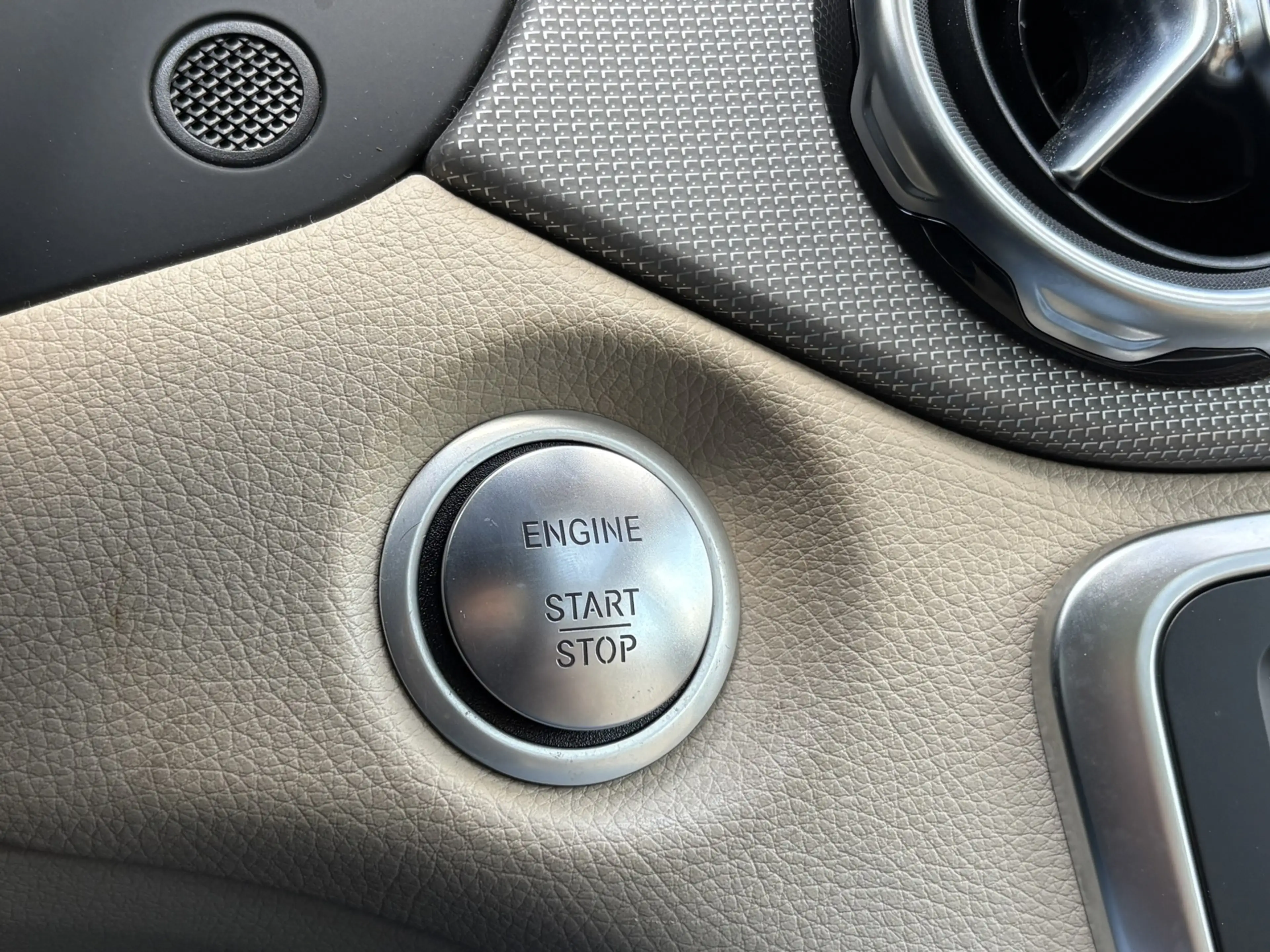 Mercedes-Benz GLA 180 Business Solution -OPEN DAK-STOELVERWARMING-SPORTS — photo 25