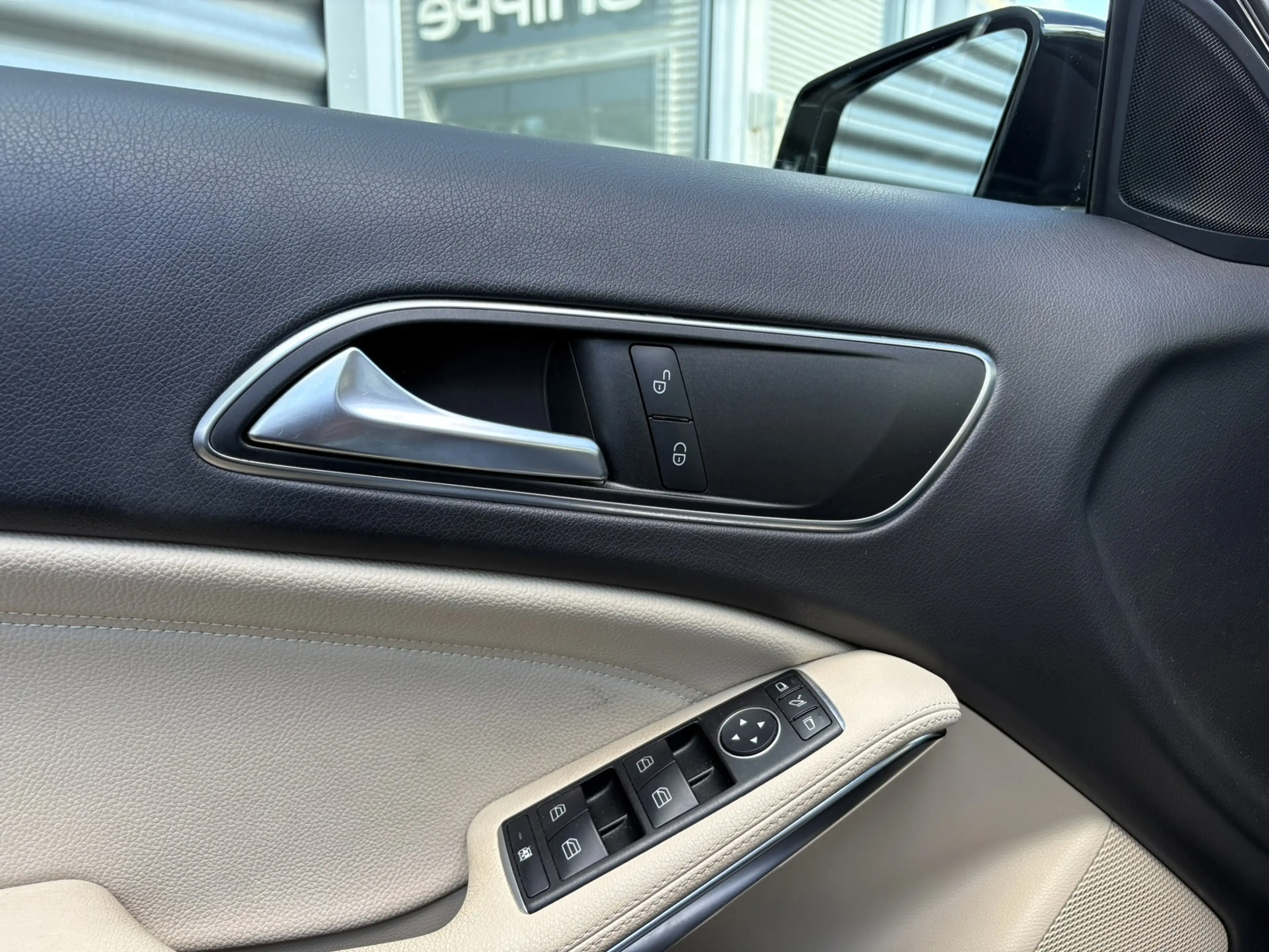 Mercedes-Benz GLA 180 Business Solution -OPEN DAK-STOELVERWARMING-SPORTS — photo 16