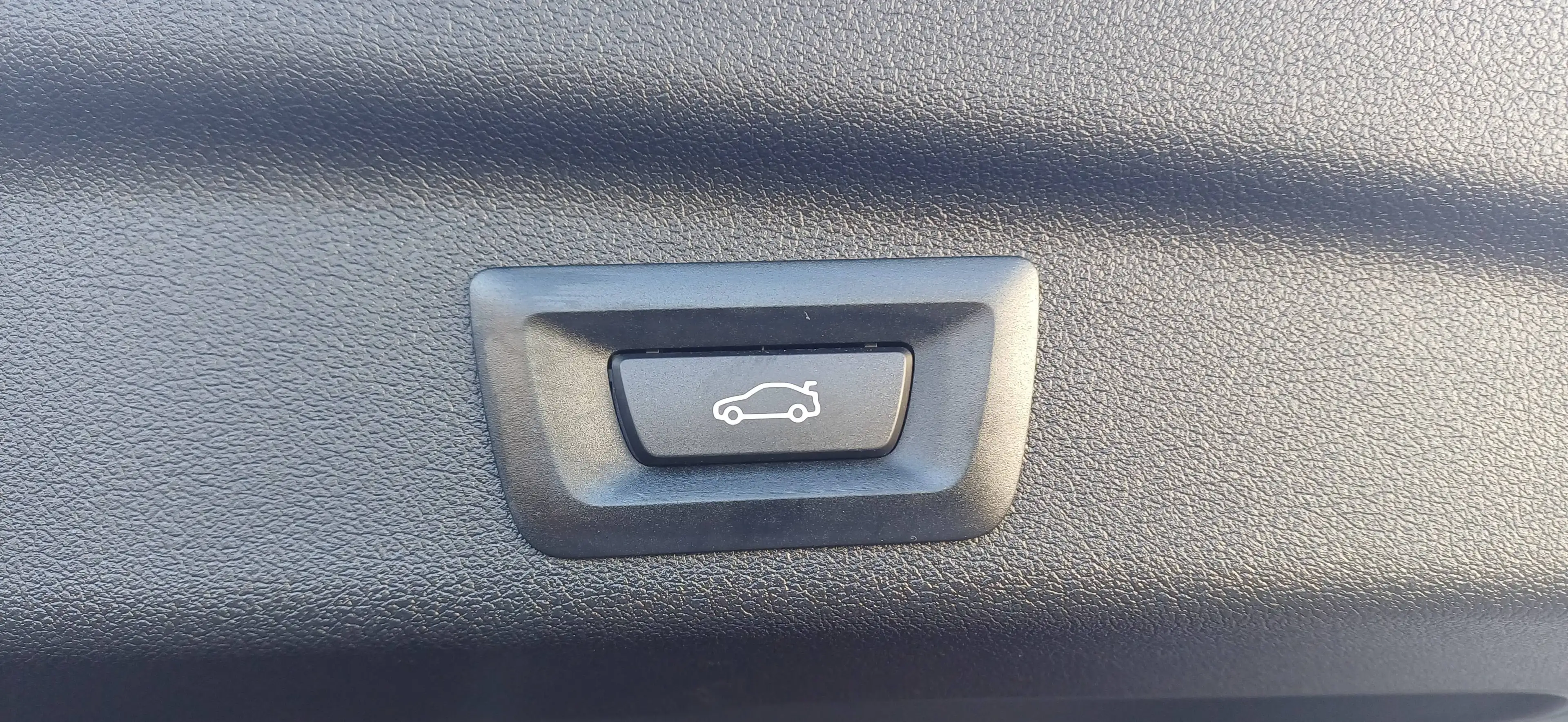 BMW 216 216i Active Tourer Automatik-Klimaaut-Navi-Kamera-ALU-Sitzhzg-LED-DAB — photo 11