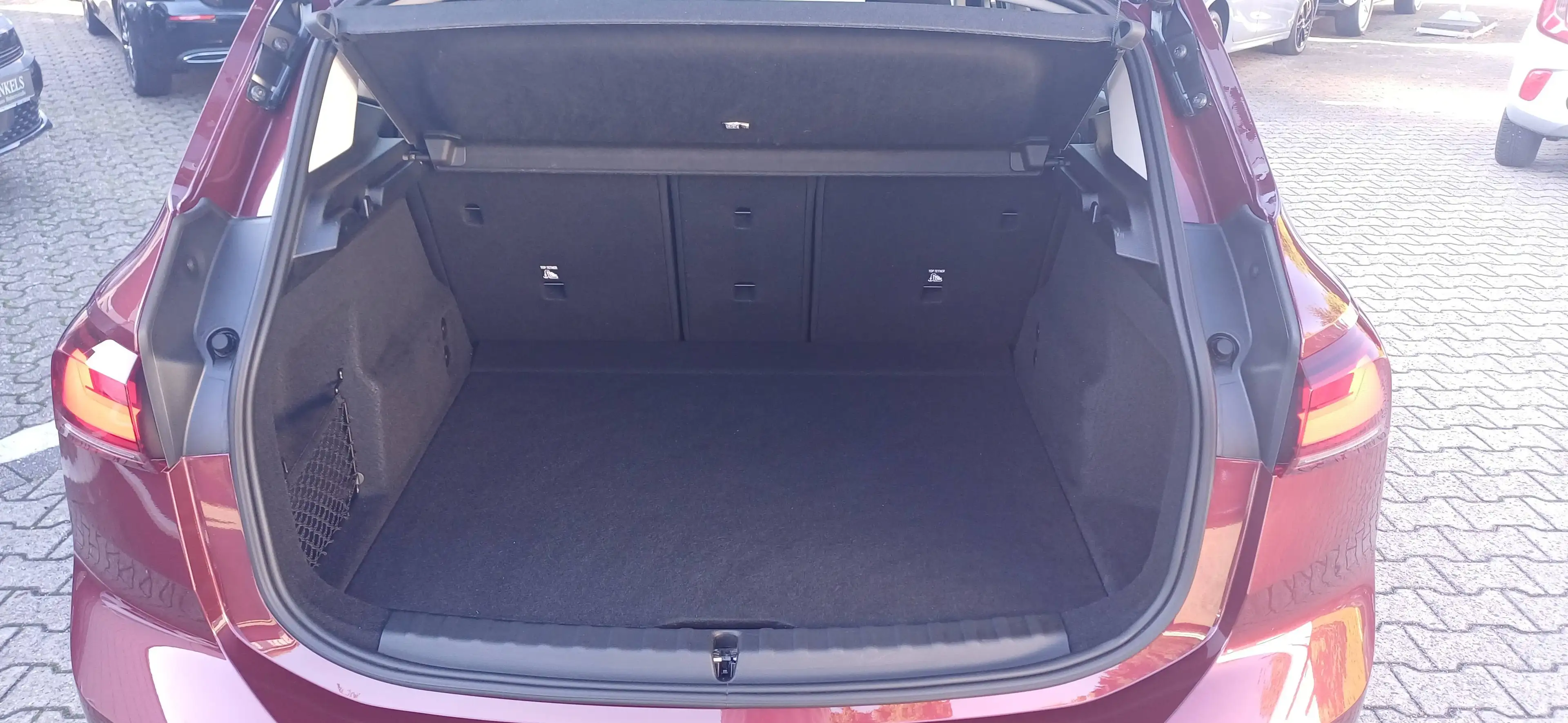 BMW 216 216i Active Tourer Automatik-Klimaaut-Navi-Kamera-ALU-Sitzhzg-LED-DAB — photo 12