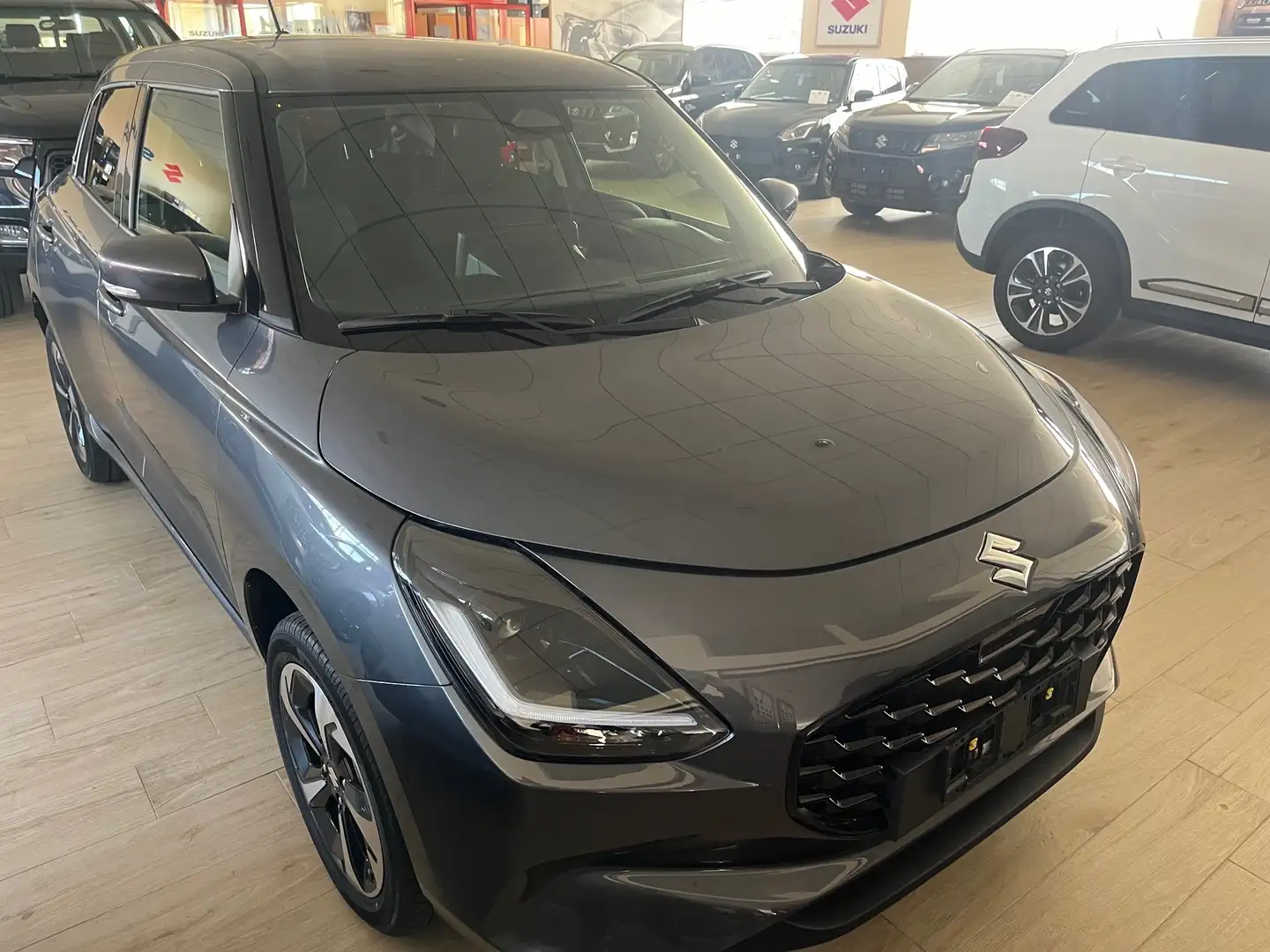 Suzuki Swift 1.2 HYBRID TOP CVT, VEICOLO NUOVO, SUZUKI DAL 1986 Grigio - 2