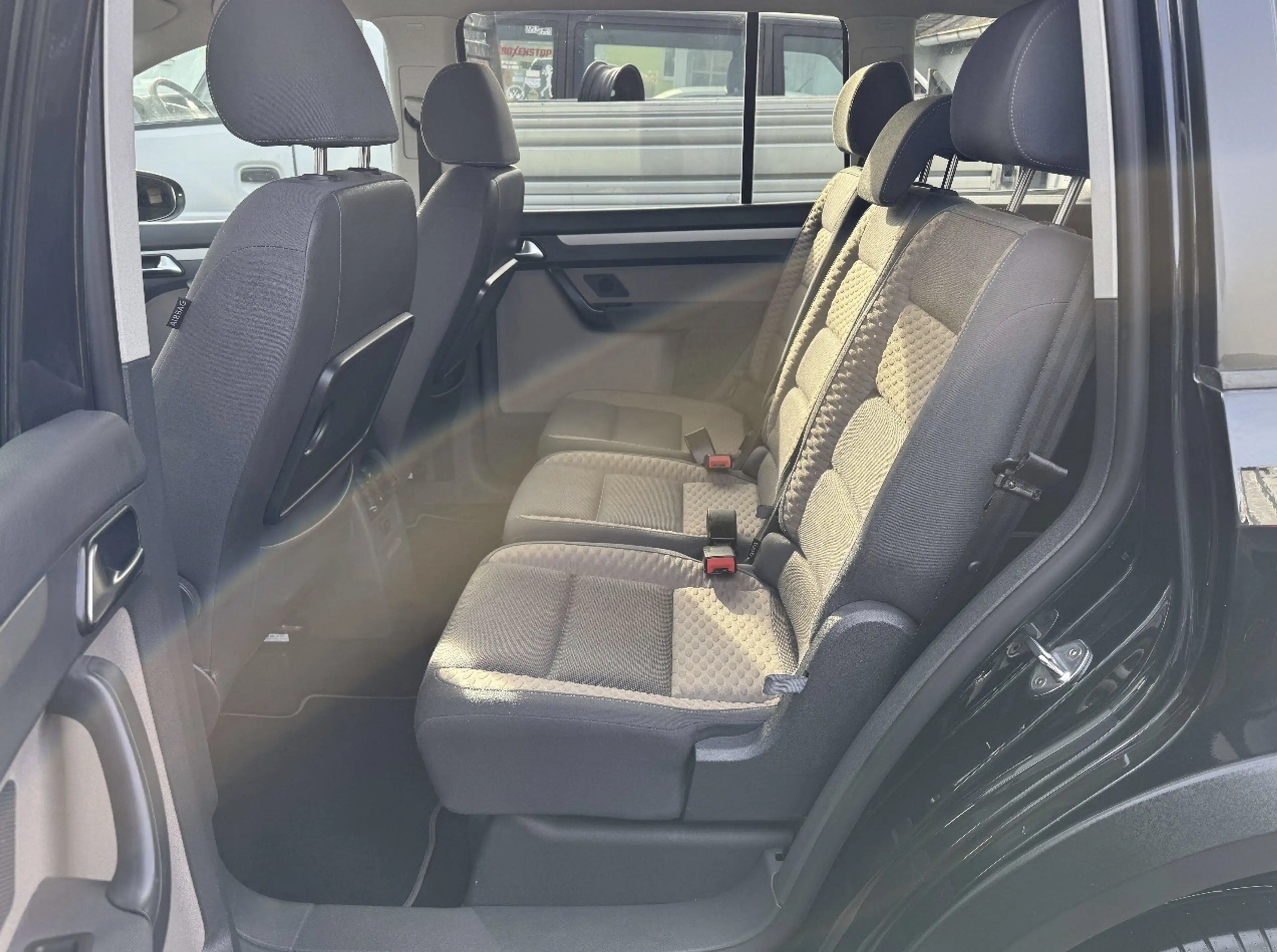 Volkswagen Cross Touran 2.0 TDI Highline, Autom., 7 Sitzer — photo 7