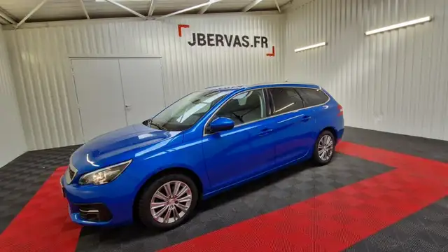 Peugeot BlueHDi 100 S&S ALLURE PACK