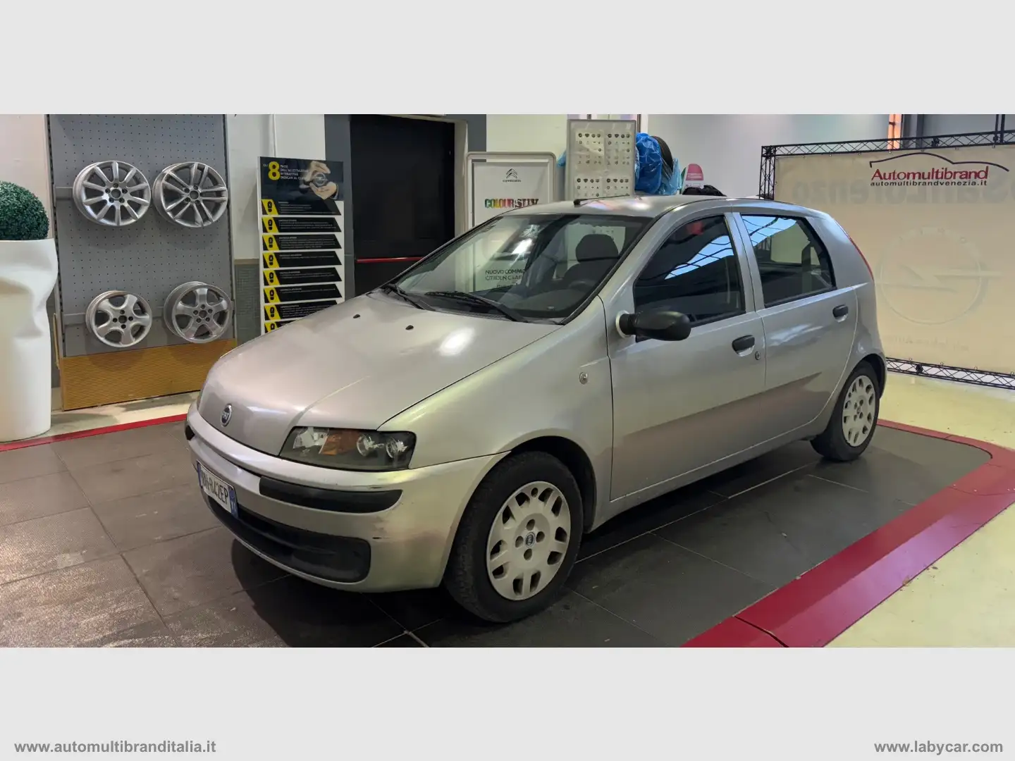 Fiat Punto 1.2 16V 5p. ELX Šedá - 1