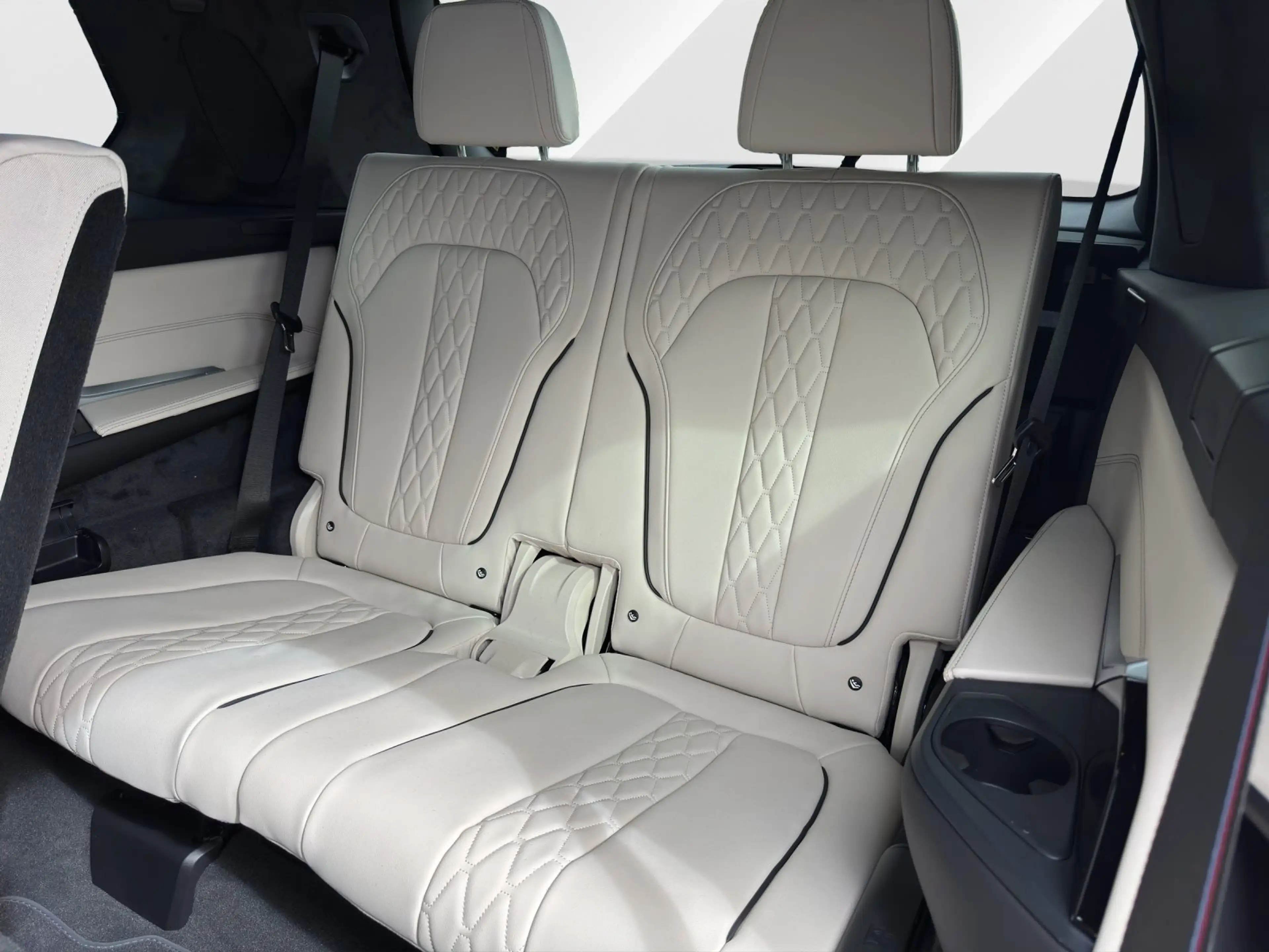 BMW X7 xDrive40d M Sportpaket Pro - UPE 129.490,00 € #exc — photo 14