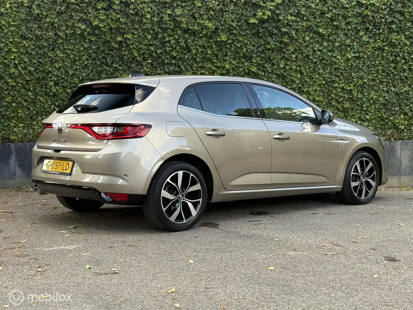 Renault Megane 1.3 TCe Bose | ACC | Camera | Carplay Marrón - 2