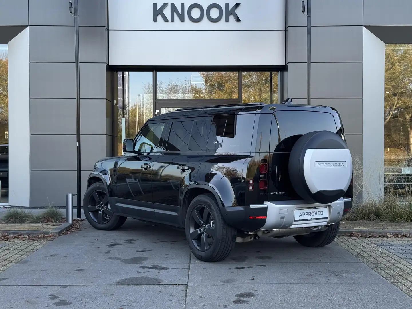 Land Rover Defender 110 P400e 110 S Nero - 2