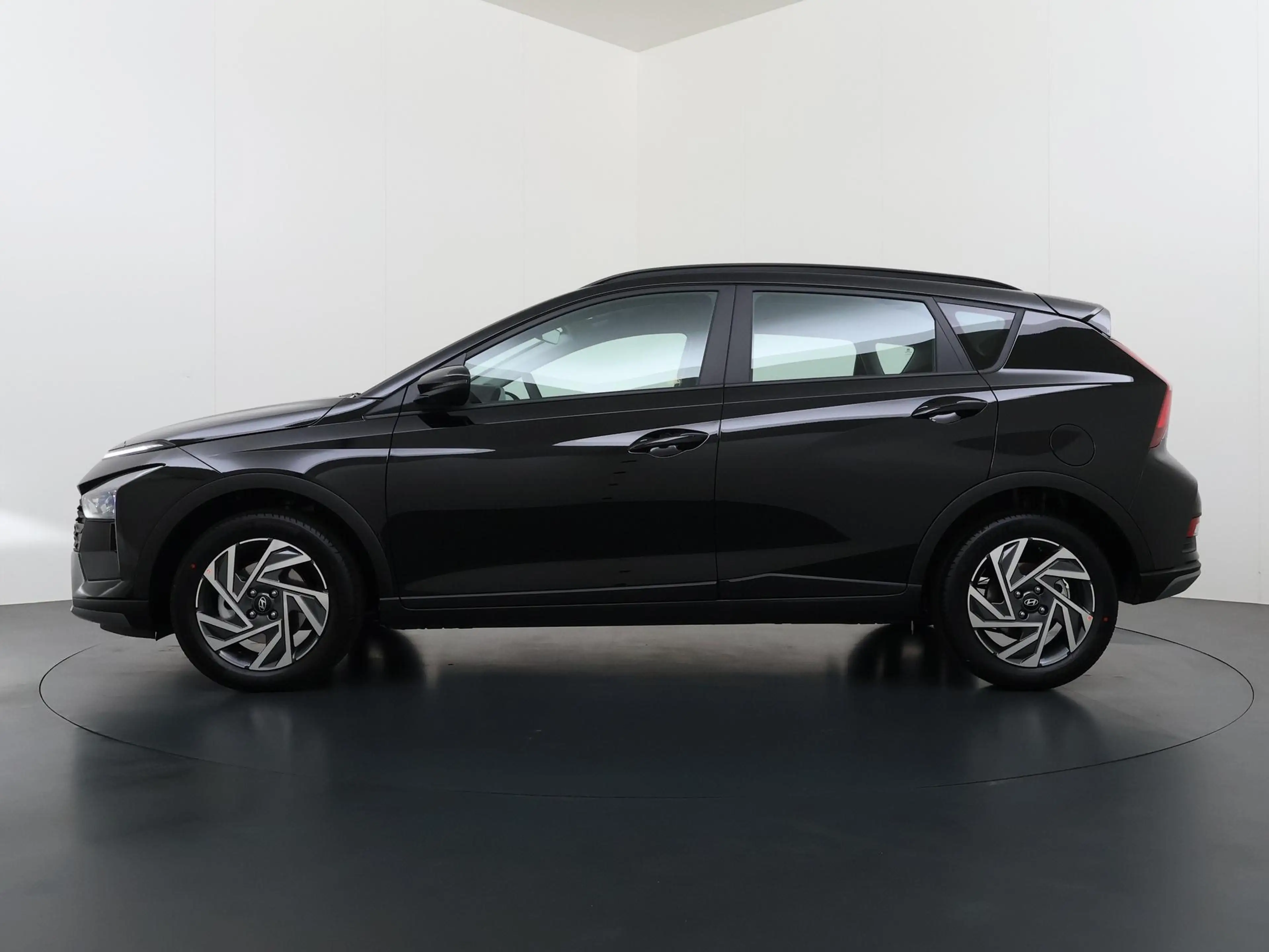 Hyundai BAYON 1.0 T-GDI Comfort Camera | Apple Car Play Of Andro — photo 2