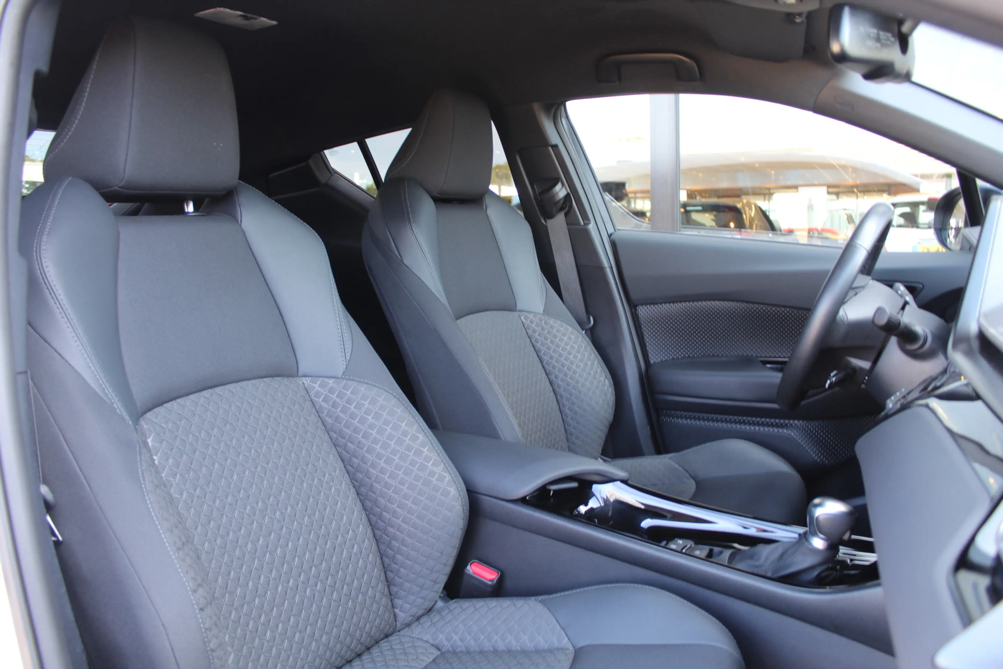 Toyota C-HR 2.0 Hybrid Style | Rijklaar | Stoel/Stuur-verw. | — photo 4
