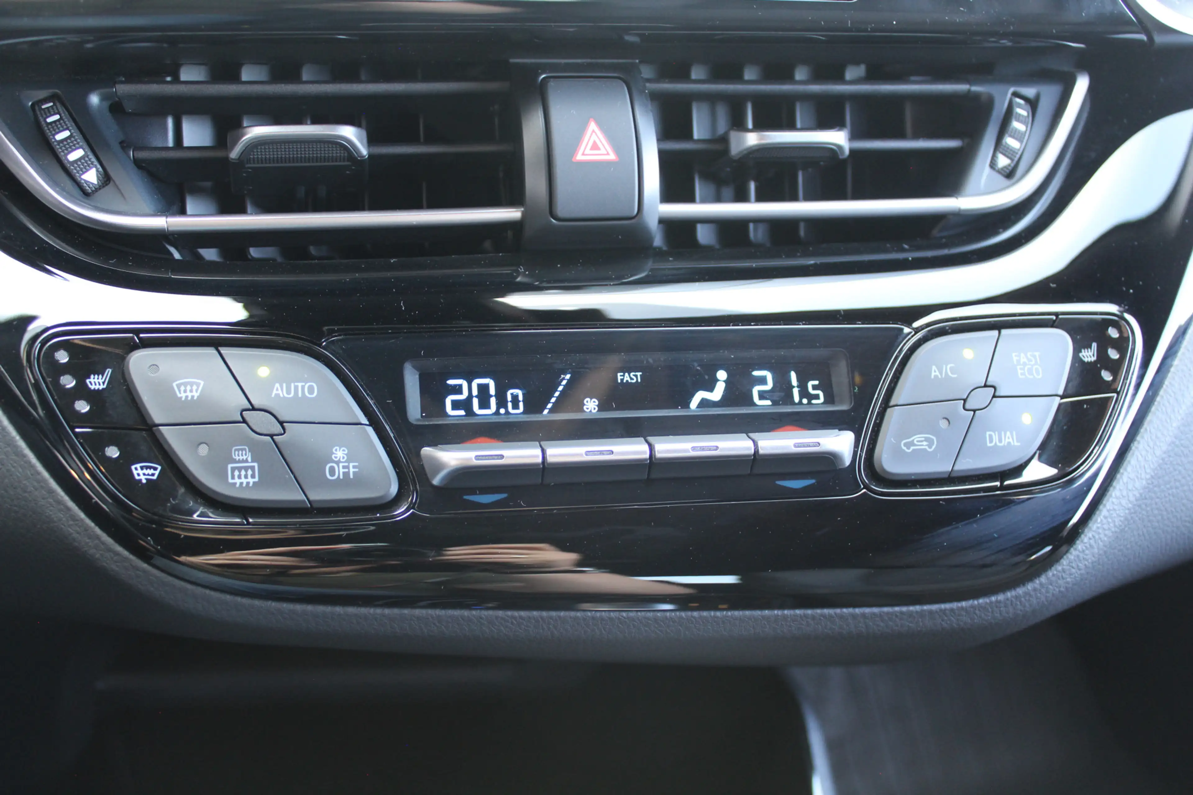 Toyota C-HR 2.0 Hybrid Style | Rijklaar | Stoel/Stuur-verw. | — photo 14