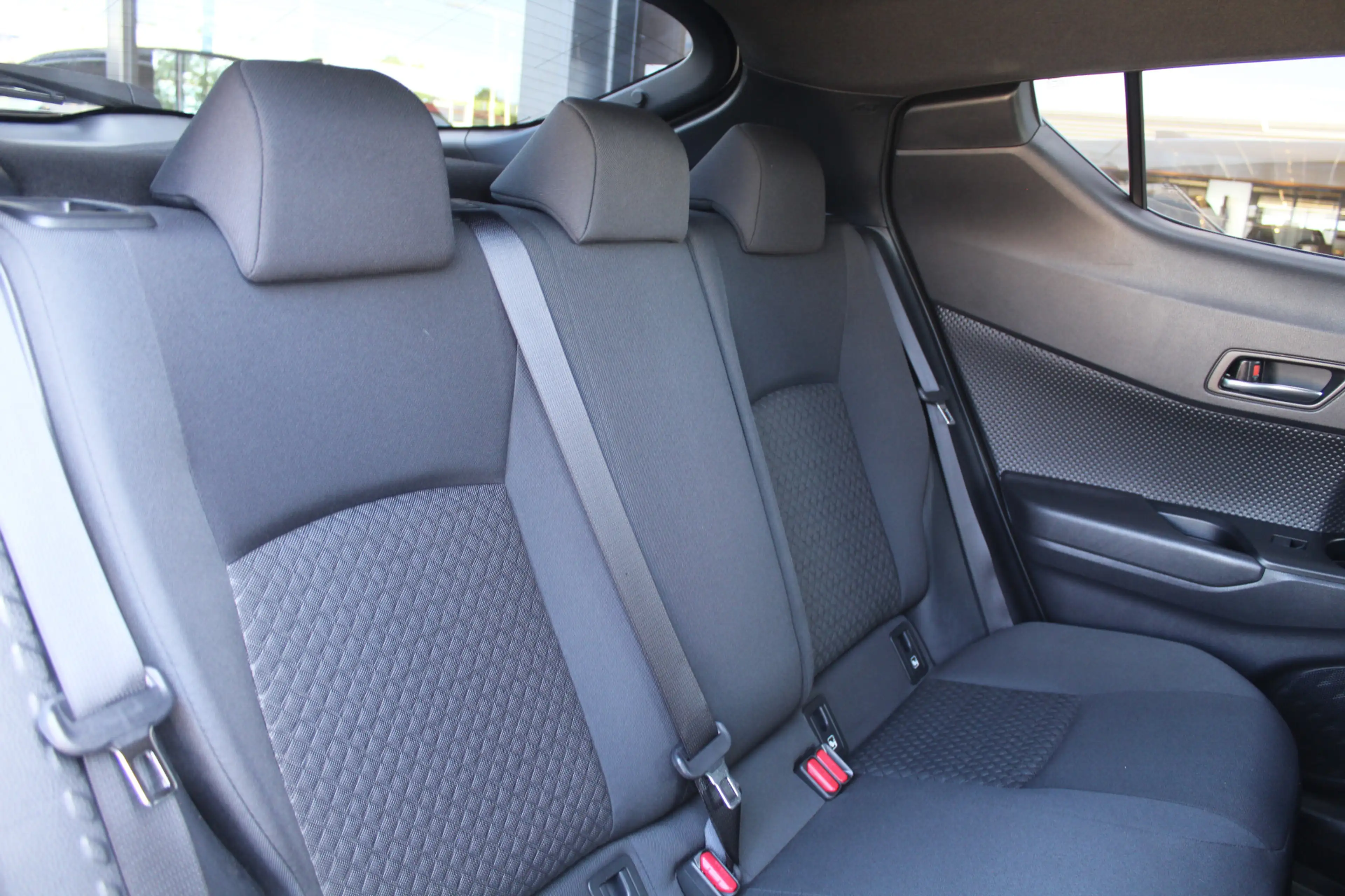 Toyota C-HR 2.0 Hybrid Style | Rijklaar | Stoel/Stuur-verw. | — photo 6
