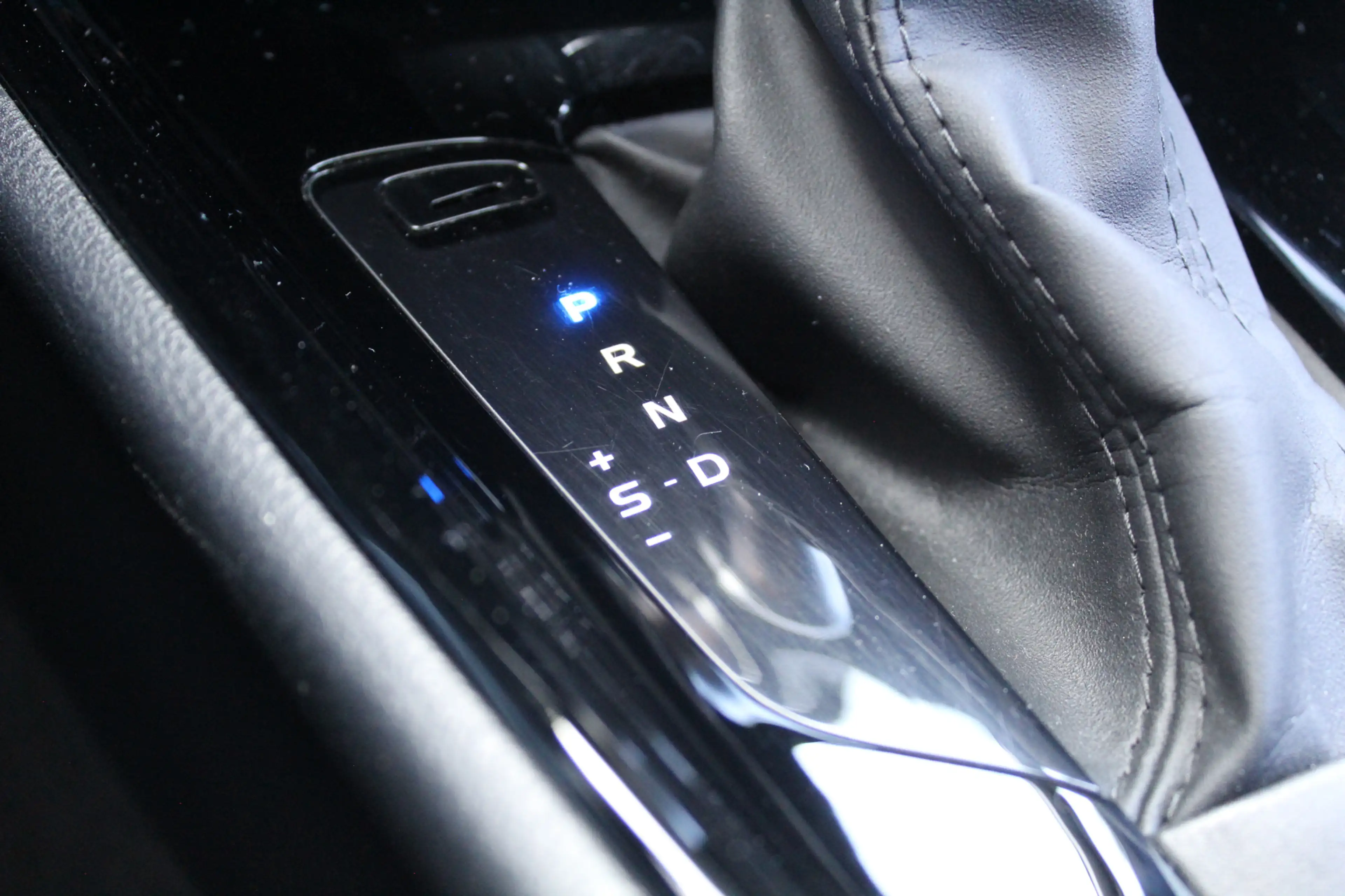 Toyota C-HR 2.0 Hybrid Style | Rijklaar | Stoel/Stuur-verw. | — photo 20