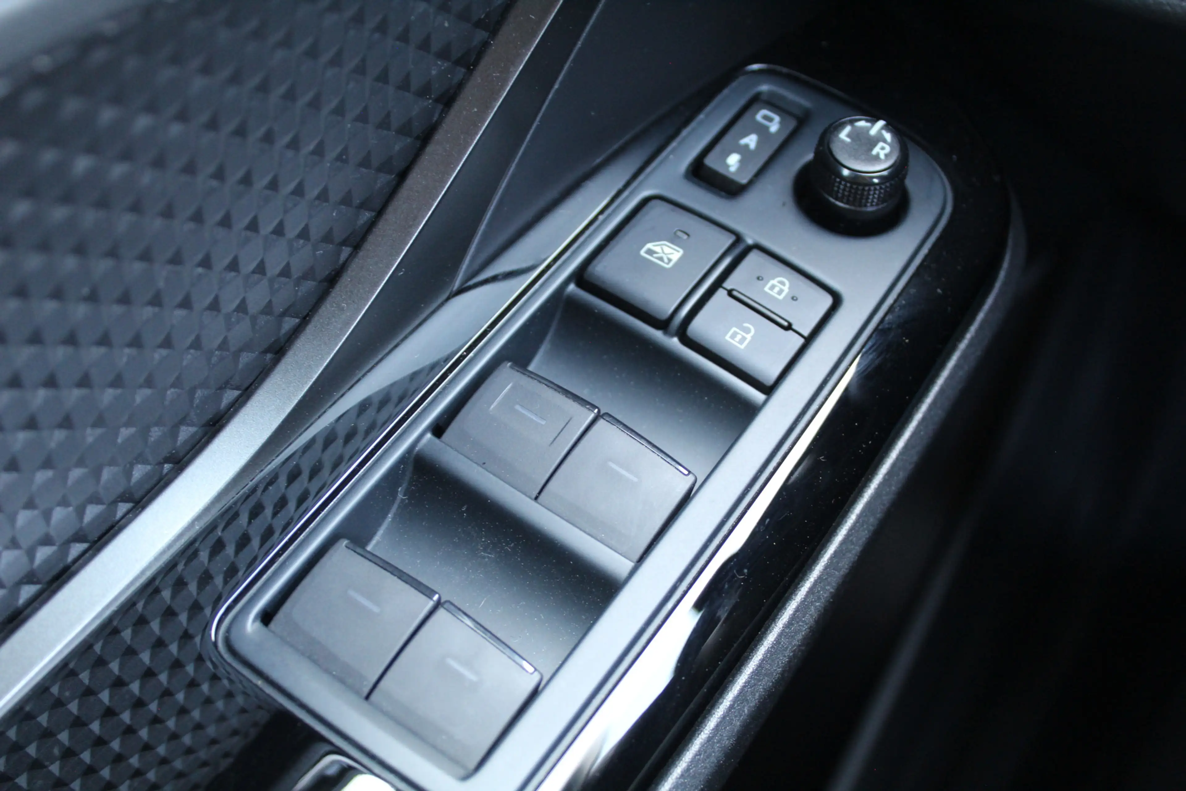 Toyota C-HR 2.0 Hybrid Style | Rijklaar | Stoel/Stuur-verw. | — photo 18