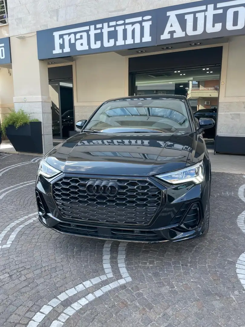 Audi Q3 Q3 Sportback 35 2.0 tdi Identity Black s-tronic Nero - 1