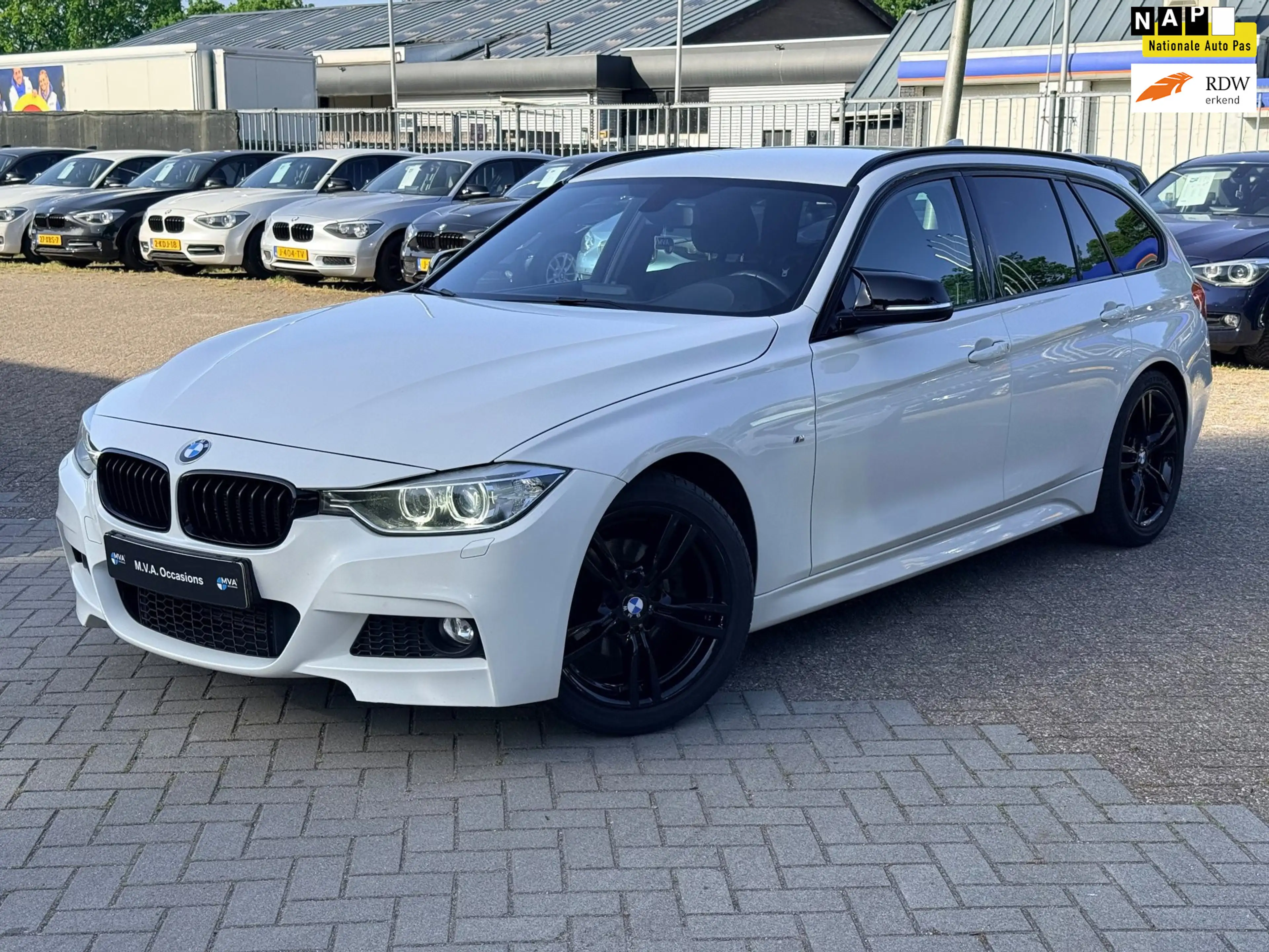 BMW 316 3-serie Touring 316i Executive M Sport|Nieuwe Kett