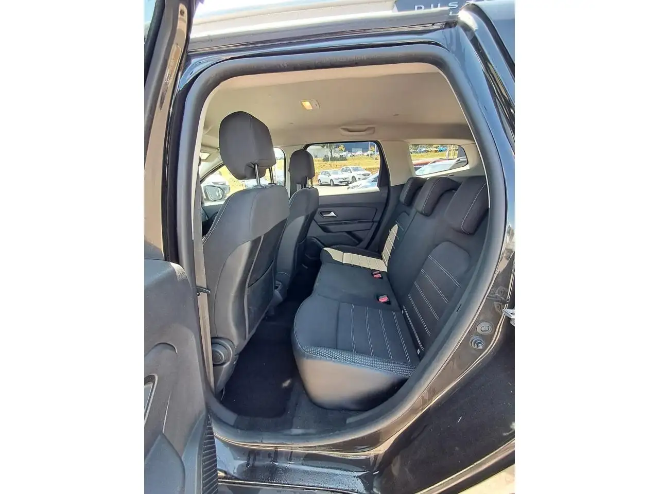 Dacia Duster — photo 8