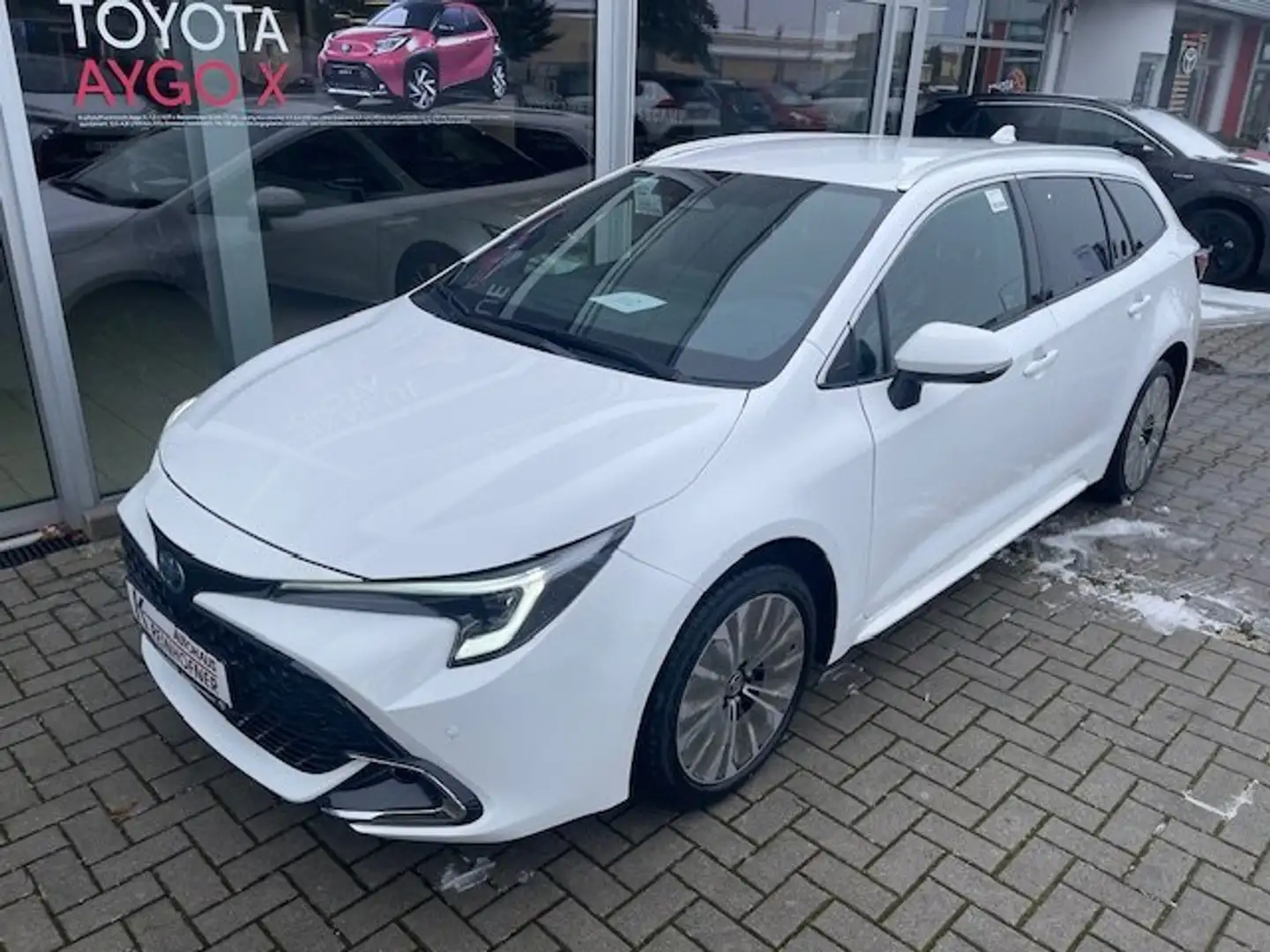Toyota Corolla Touring Sports Hybrid 2.0 Hybrid Teamplayer Wit - 1