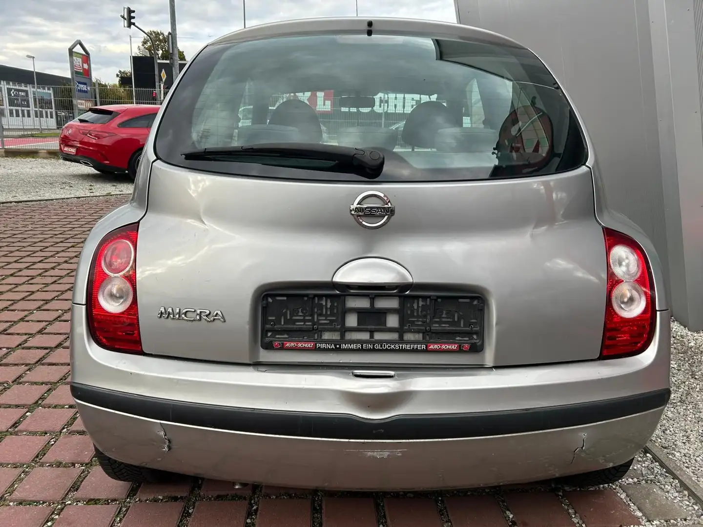 Nissan Micra 1.2 Klima Grau - 2