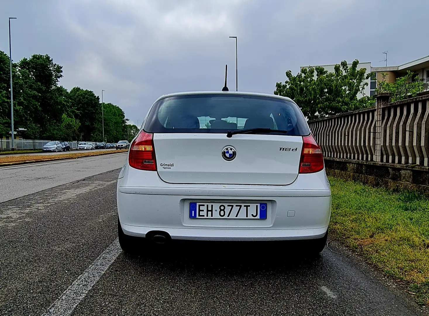 BMW 118 118d 3p 2.0 143cv dpf - 2