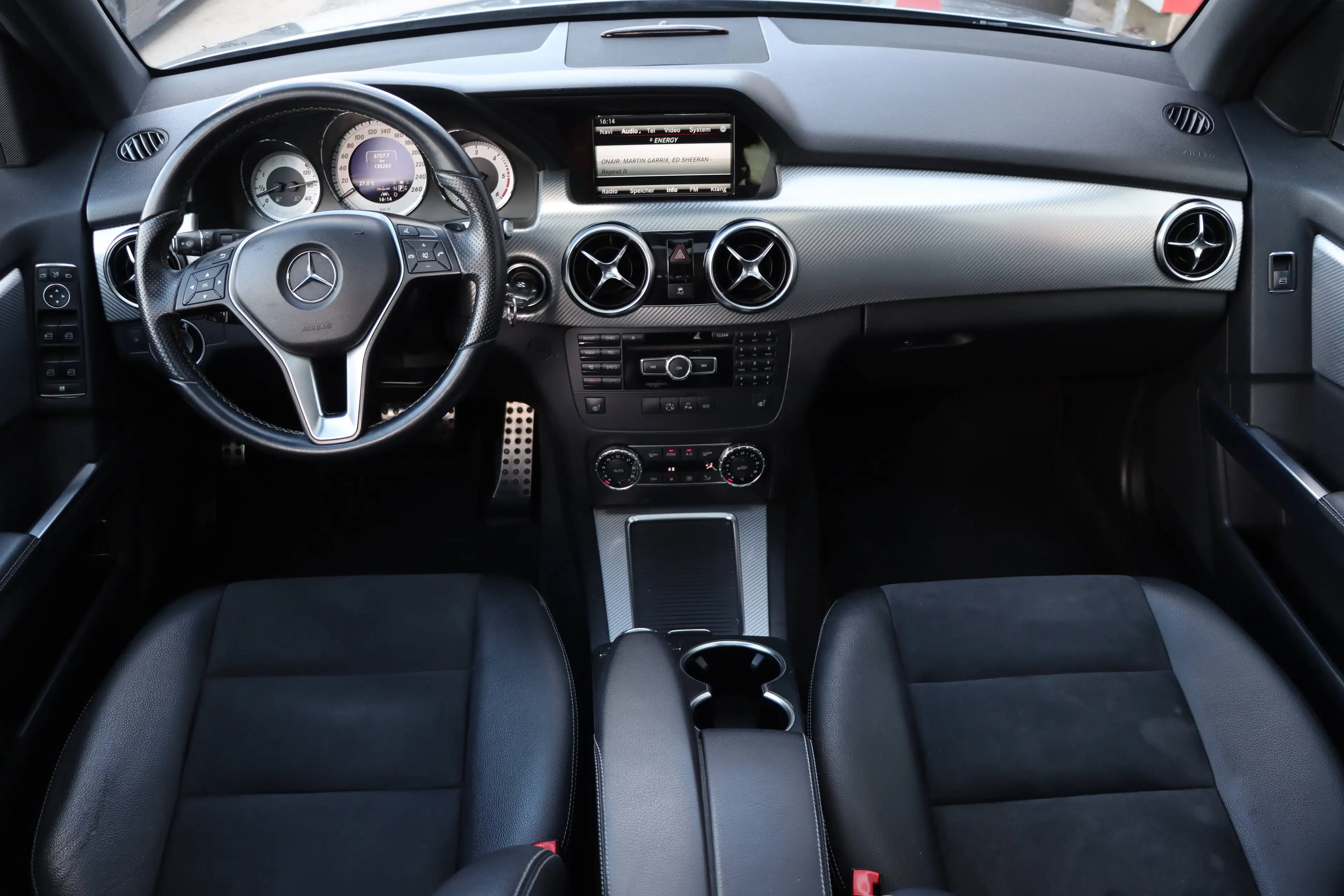 Mercedes-Benz GLK 250 GLK 250 CDI BlueTec 4Matic | AMG LINE | PANO | BI-XENON | — photo 14
