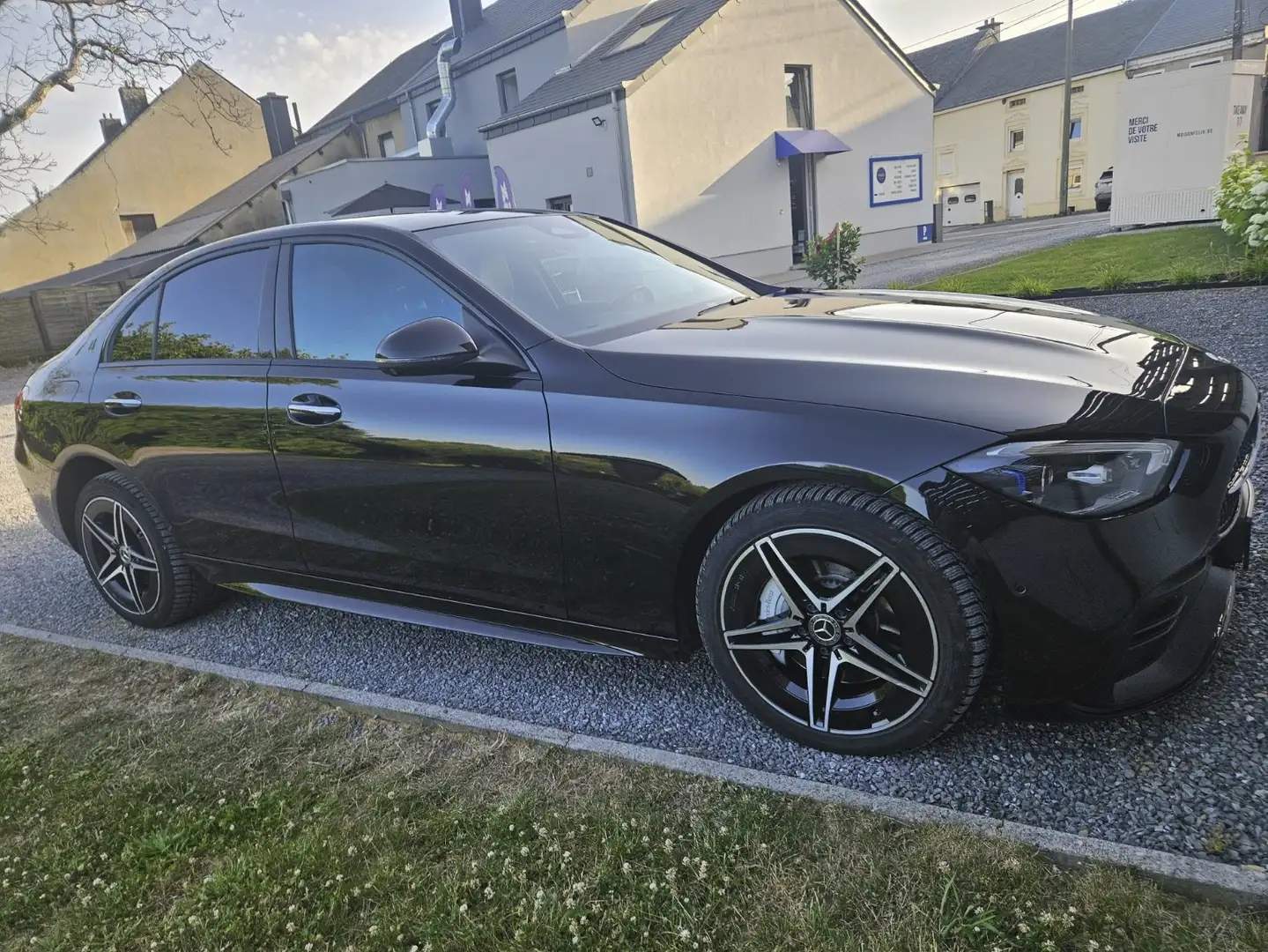 Mercedes-Benz C 300 C 300 e AMG Line Toit Pano Night Pack 360°Cam Noir - 1
