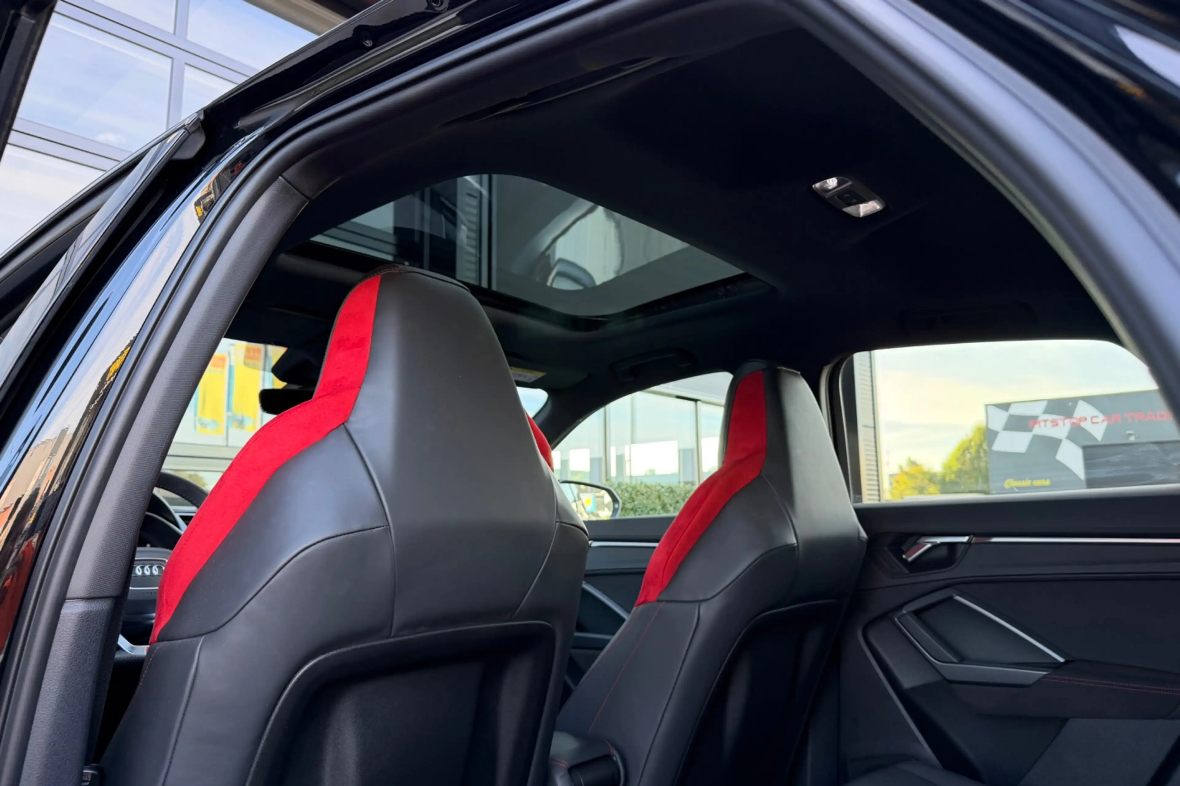 Audi Q3 Sportback TFSI RSQ3, Sportuitlaat, Pano, B&O, Sfee — photo 11