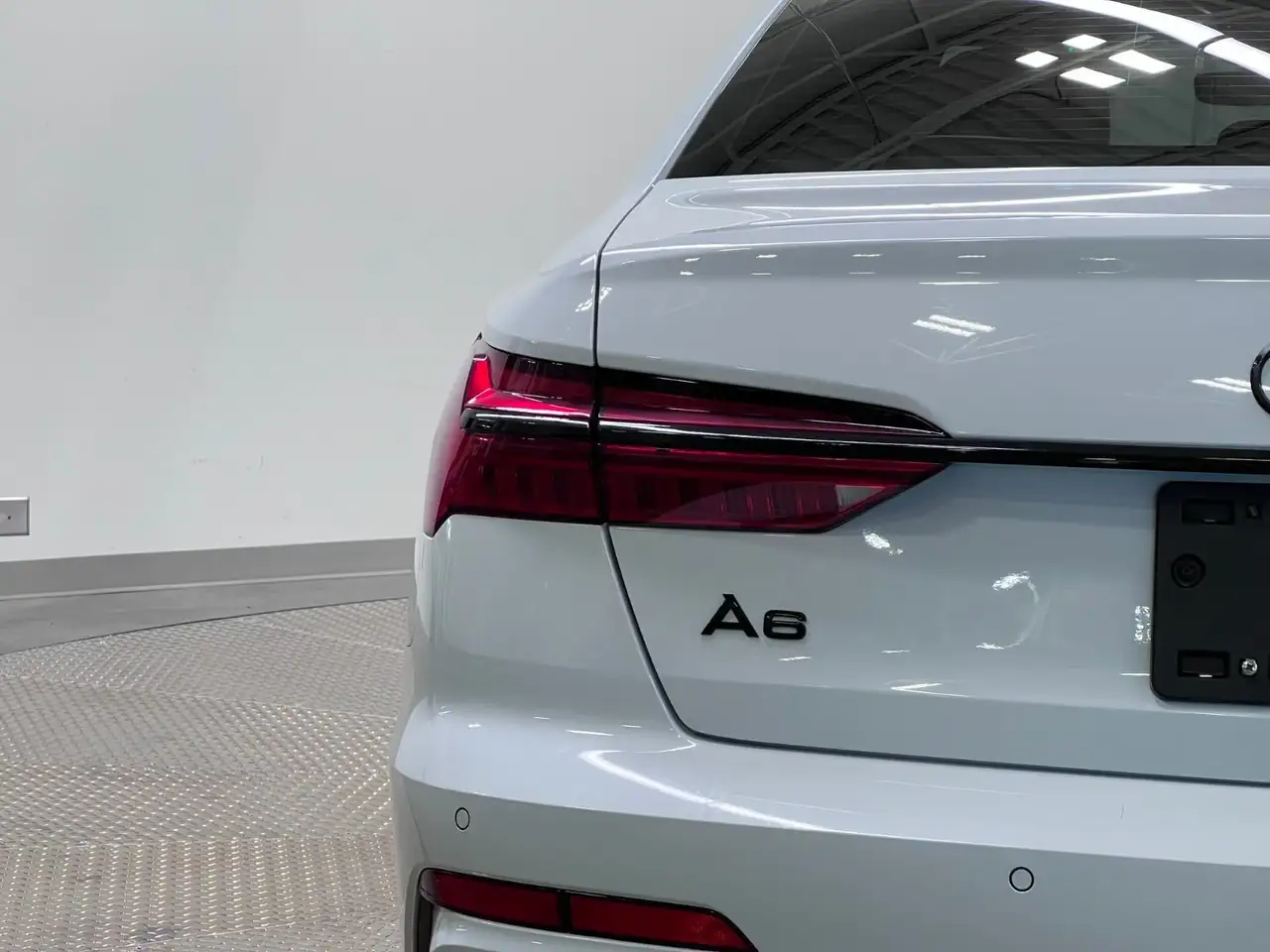 Audi A6 снимка Audi A6