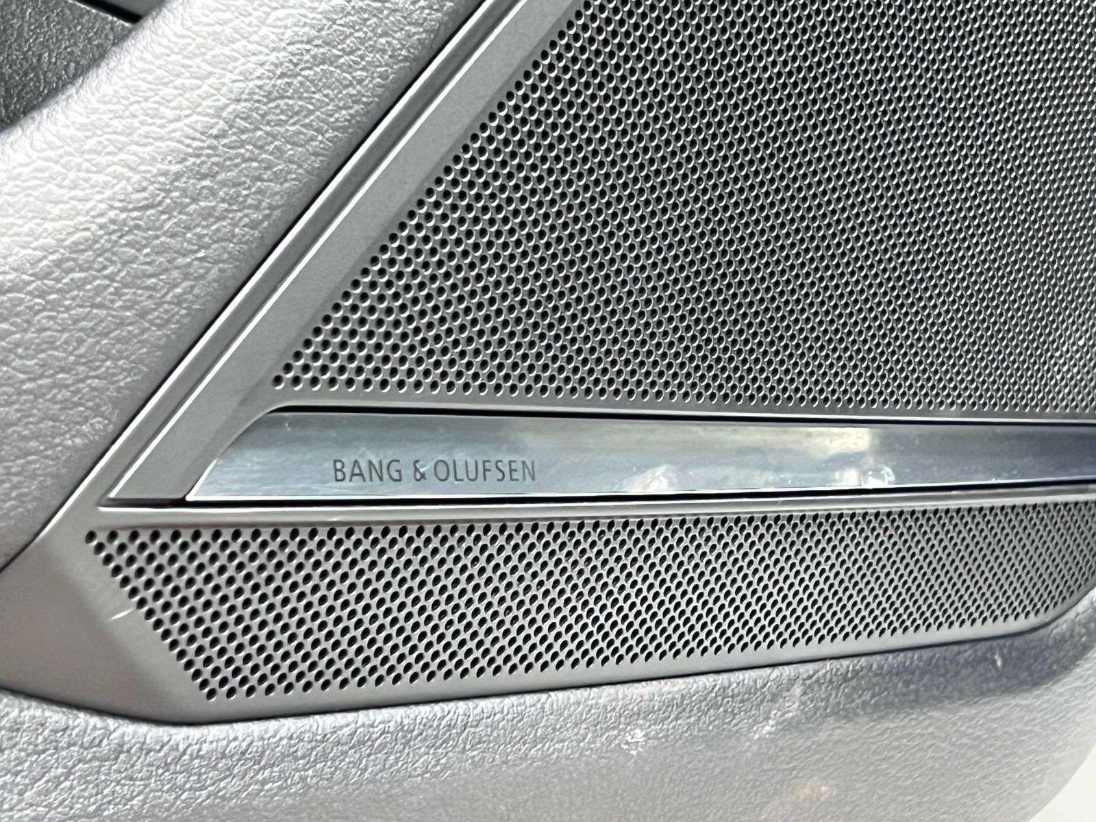 2019 Audi A6 TECHNIK | S-LINE | LOADED thumb 30