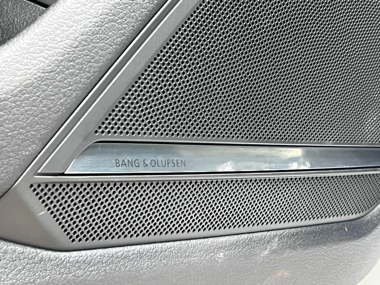 Audi A6 снимка Audi A6