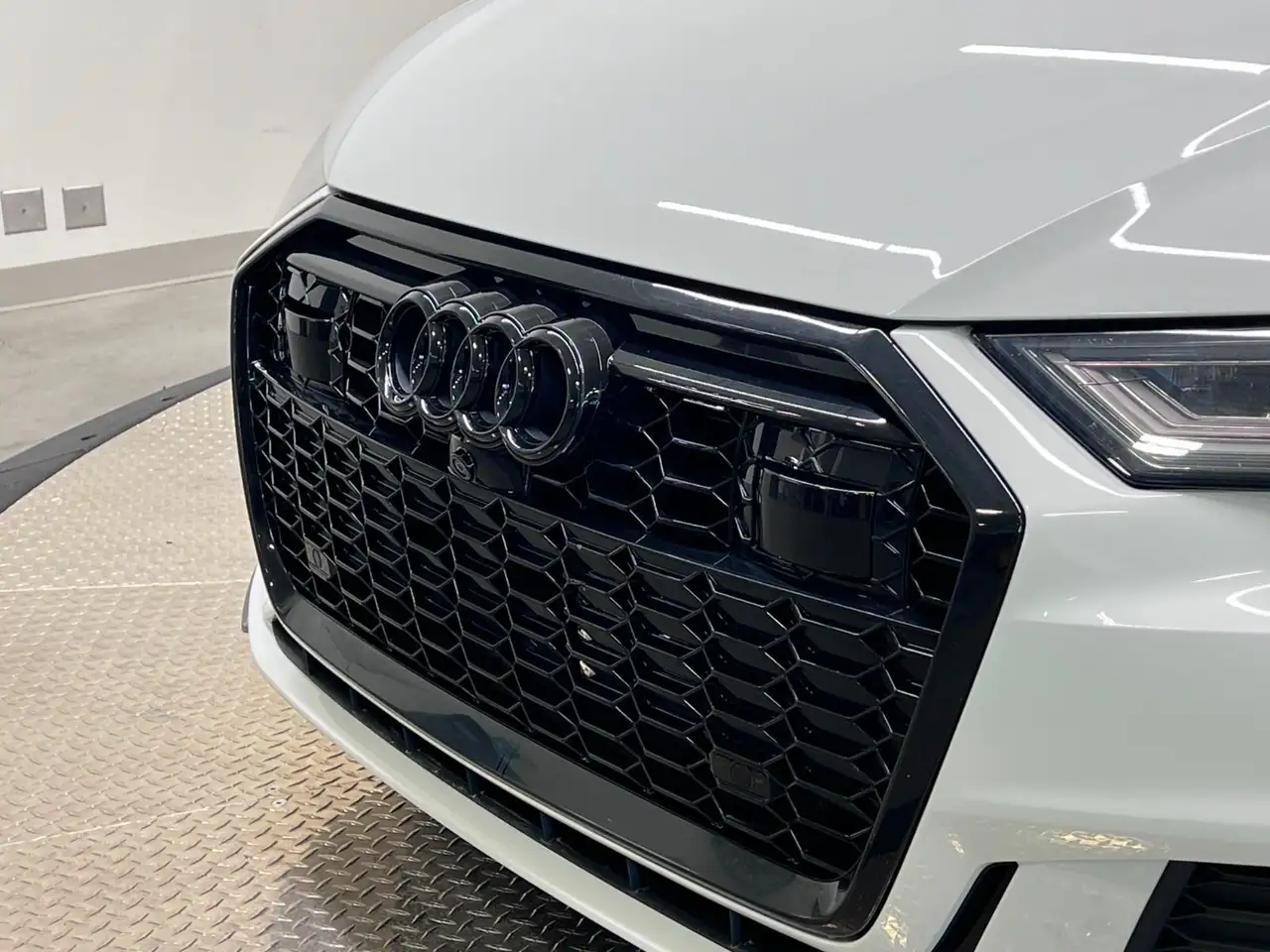 Audi A6 снимка Audi A6