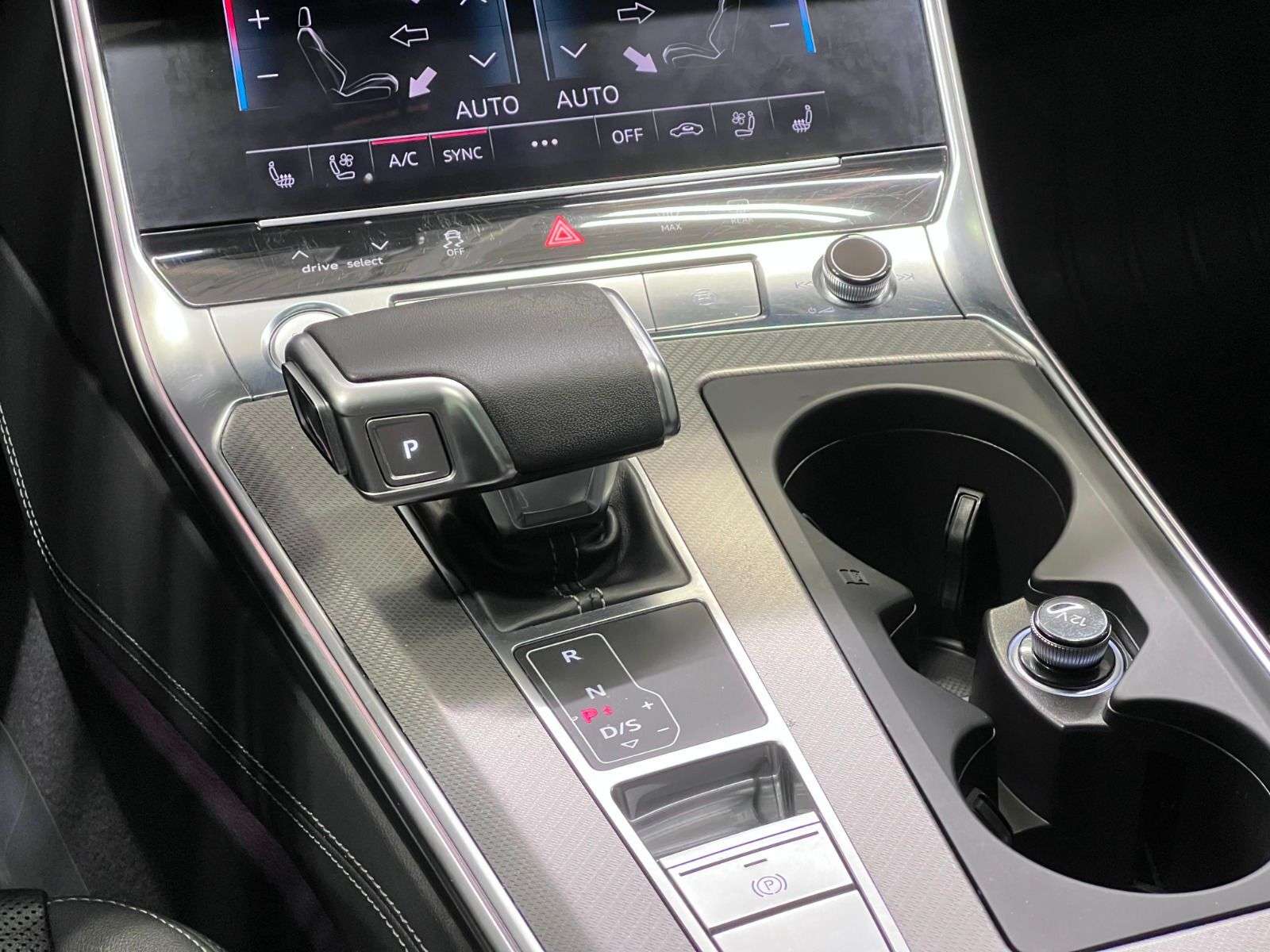 2019 Audi A6 TECHNIK | S-LINE | LOADED thumb 18
