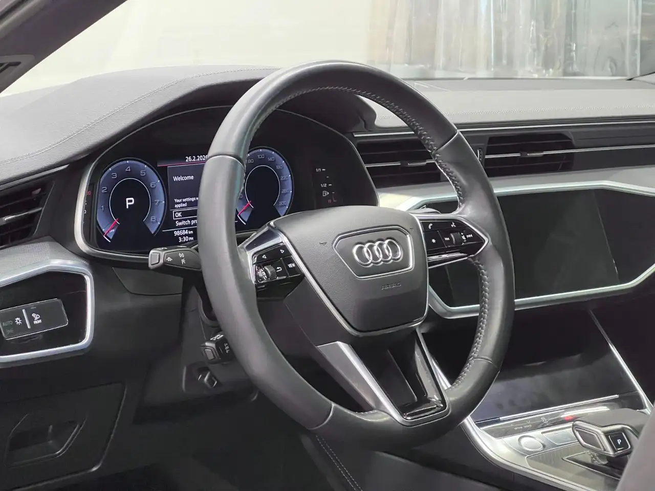Audi A6 снимка Audi A6