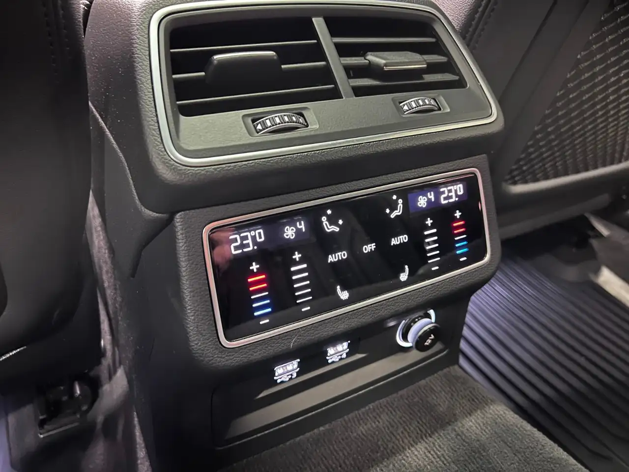 Audi A6 снимка Audi A6