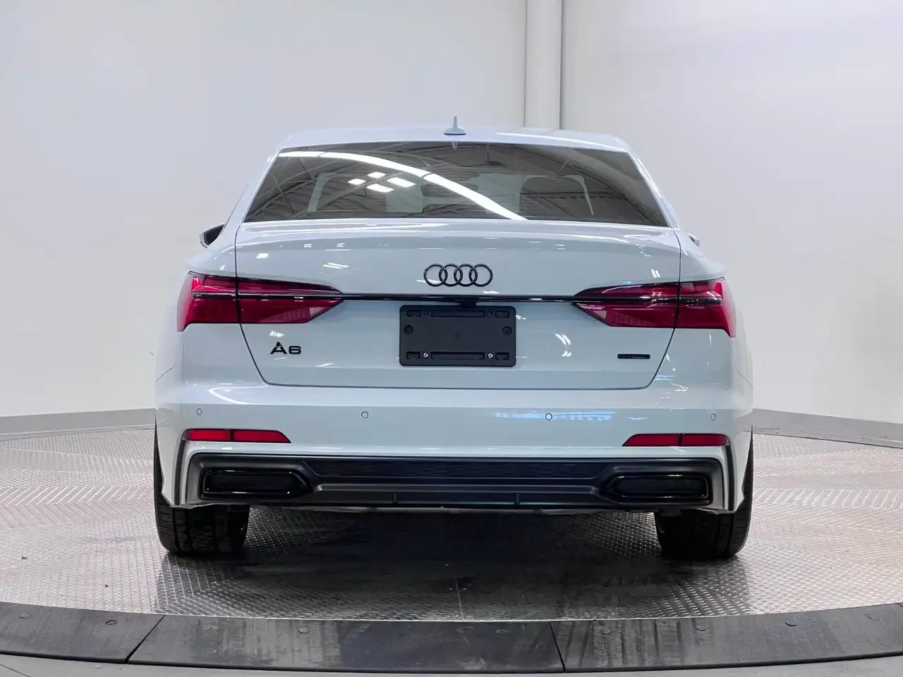 Audi A6 снимка Audi A6