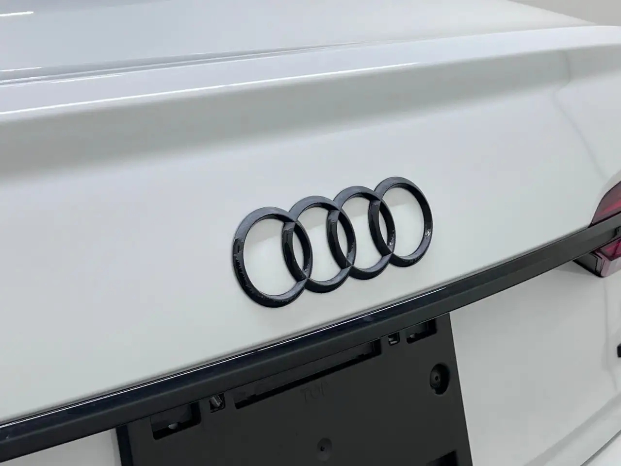 Audi A6 снимка Audi A6