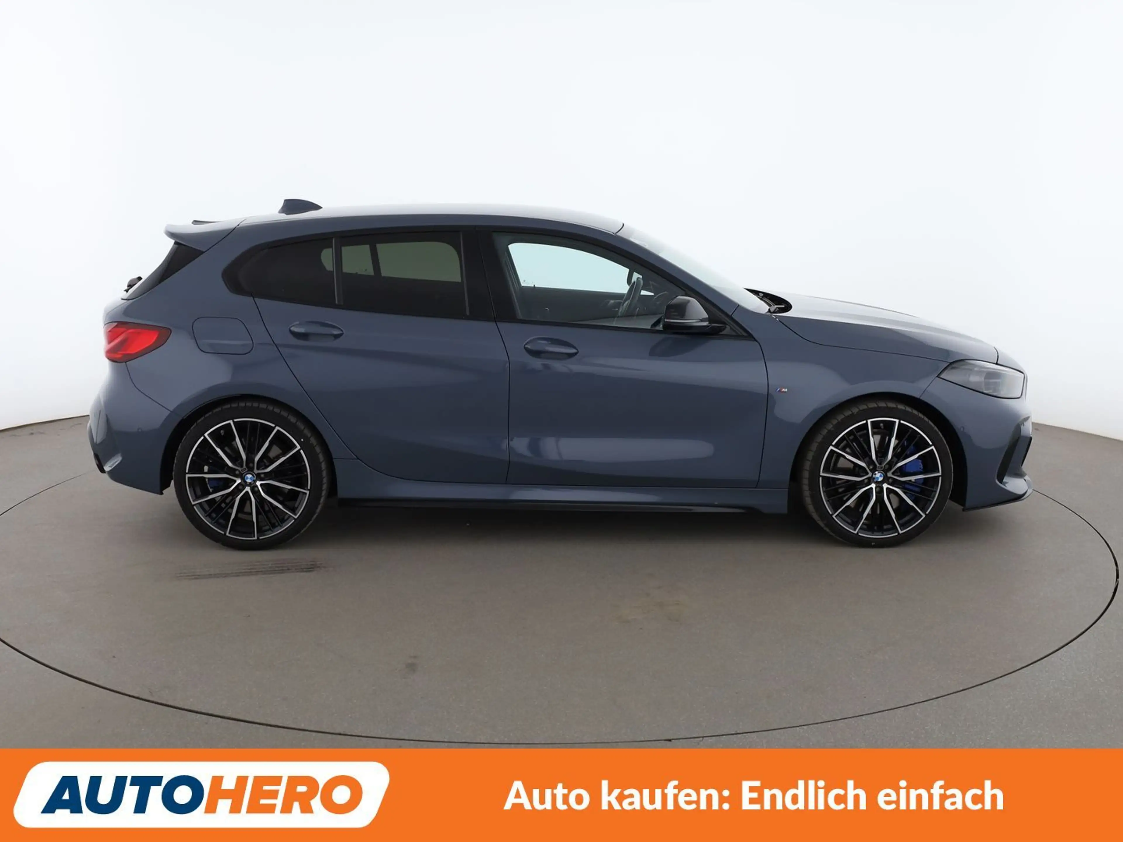 BMW 135 M135i xDrive — photo 7
