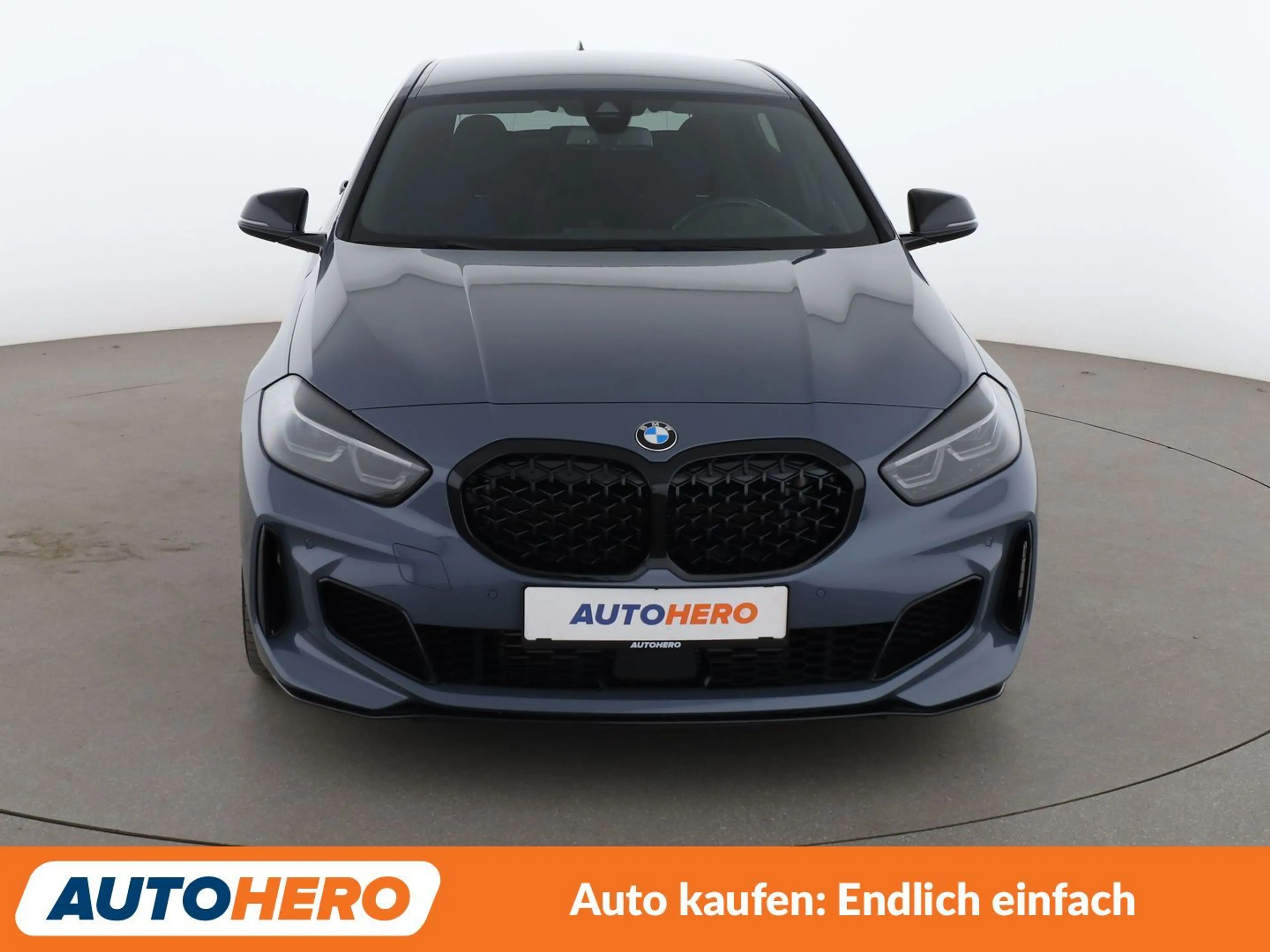 BMW 135 M135i xDrive — photo 9