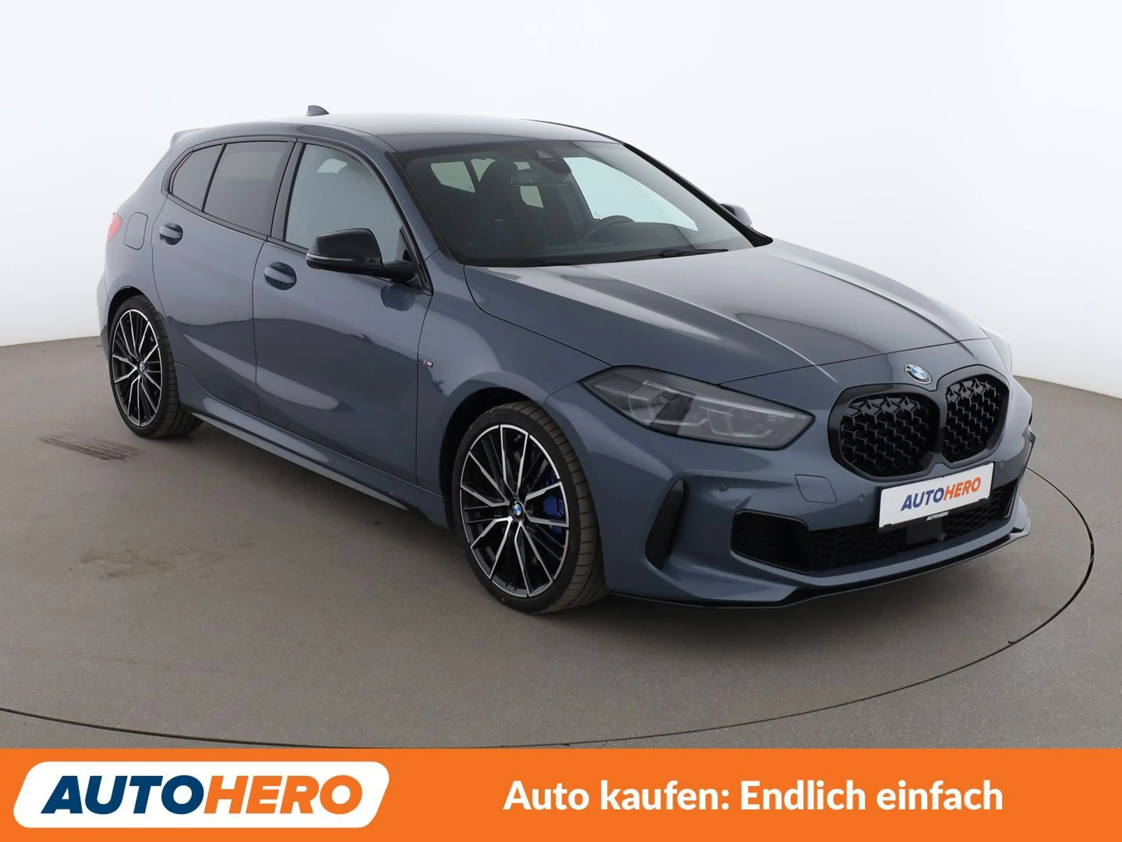 BMW 135 M135i xDrive — photo 8