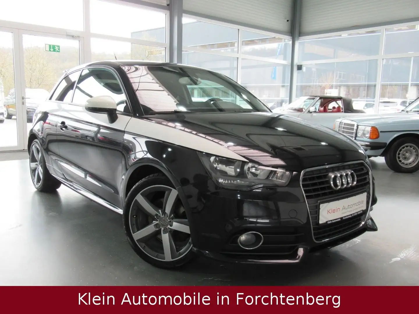 Audi A1 S Line Sportpaket Ext. Leder PDC SHZ Tempomat Black - 1