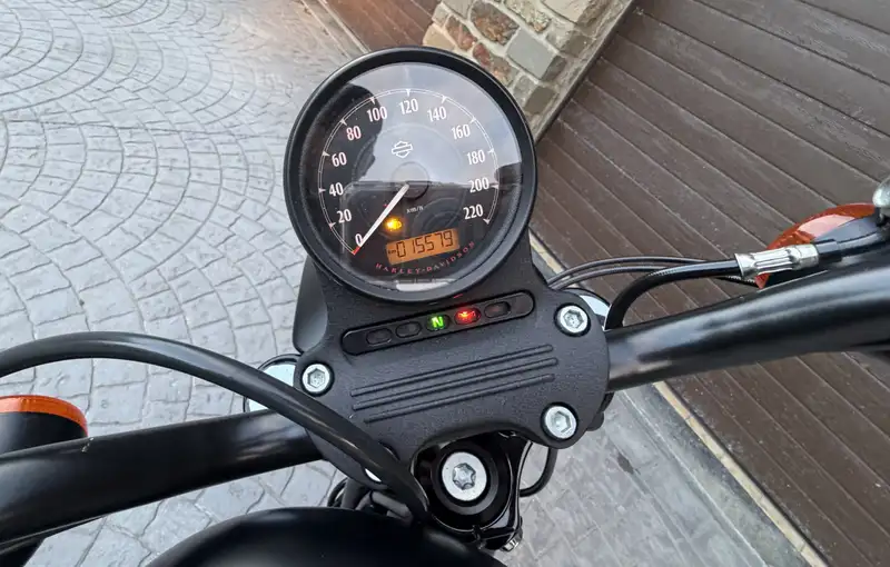 Harley-Davidson Iron 883 - foto 4