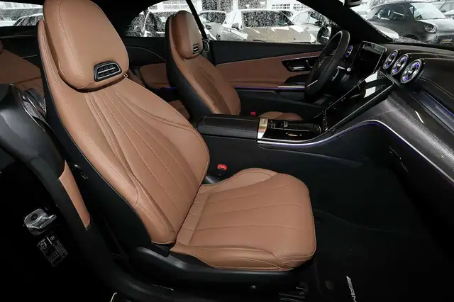 Mercedes-Benz Cle view 4