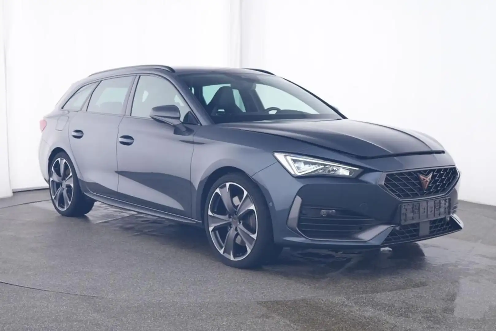 CUPRA Leon ST 1.4 e-Hybrid 180kW 6-Gang DSG Grau - 2
