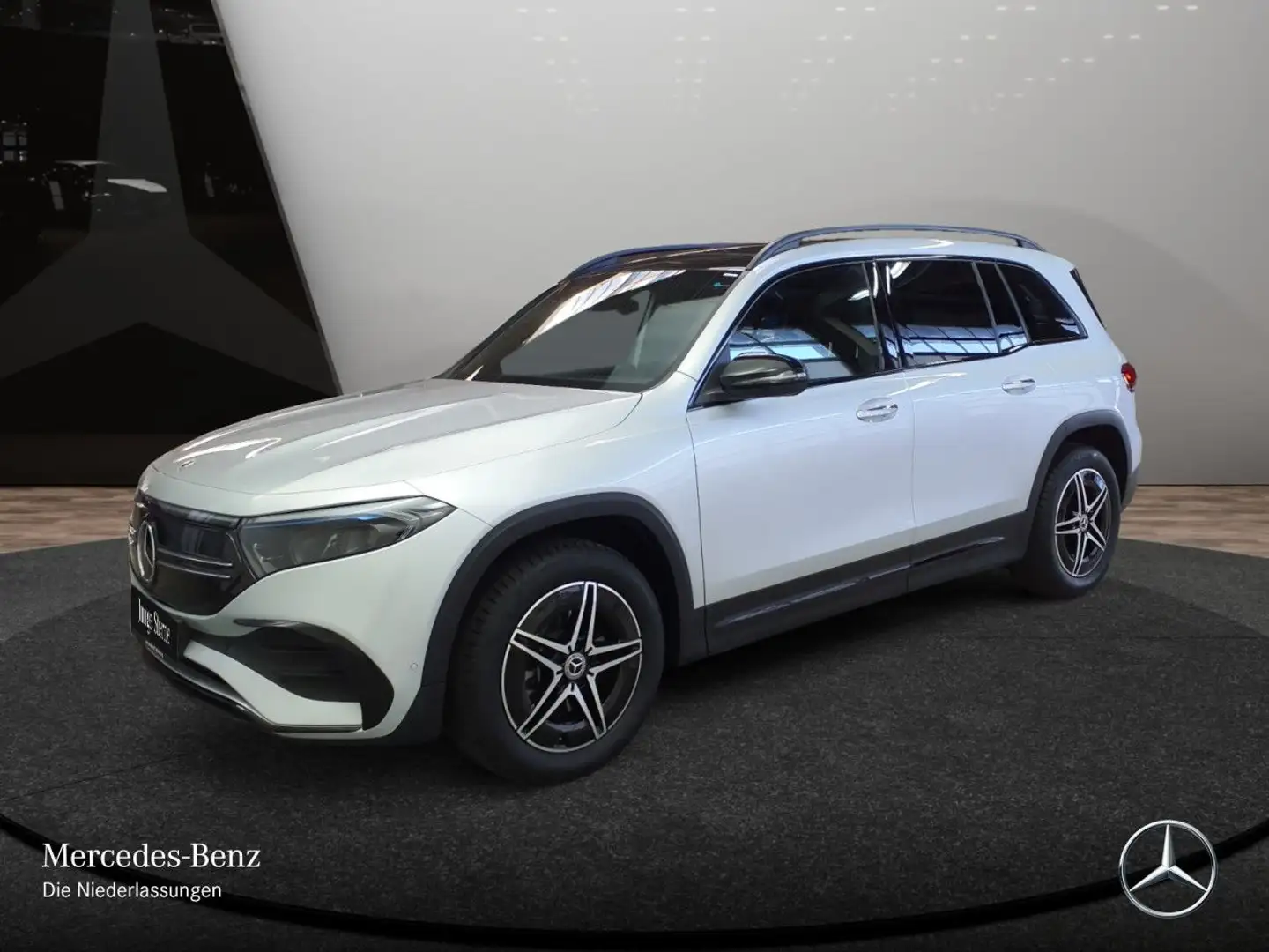 Mercedes-Benz EQB 250 AMG+NIGHT+PLUS-PAKET+PANO+KAMERA+HUD Argent - 2