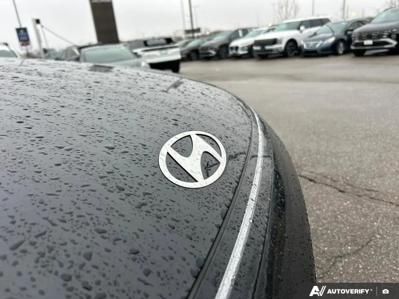 Hyundai KONA снимка Hyundai KONA
