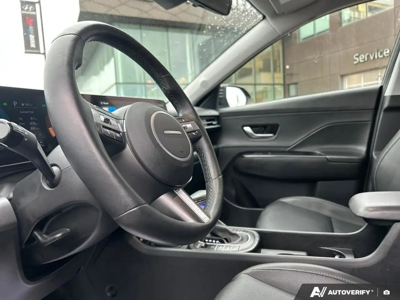 Hyundai KONA снимка Hyundai KONA